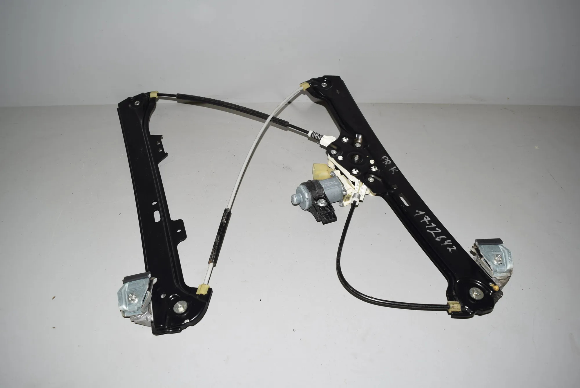 Front Left Door Window Regulator – OEM 71847417184383 · BMW BMW 5 (E60) 2007