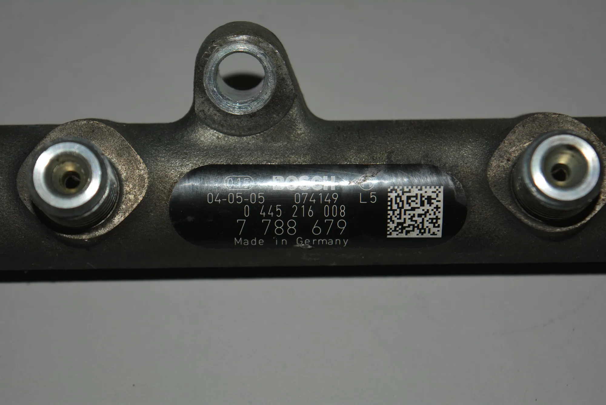 Fuel Rail – OEM 7788679 · BMW 5 (E60) BMW 5 (E60) 2004 – 3