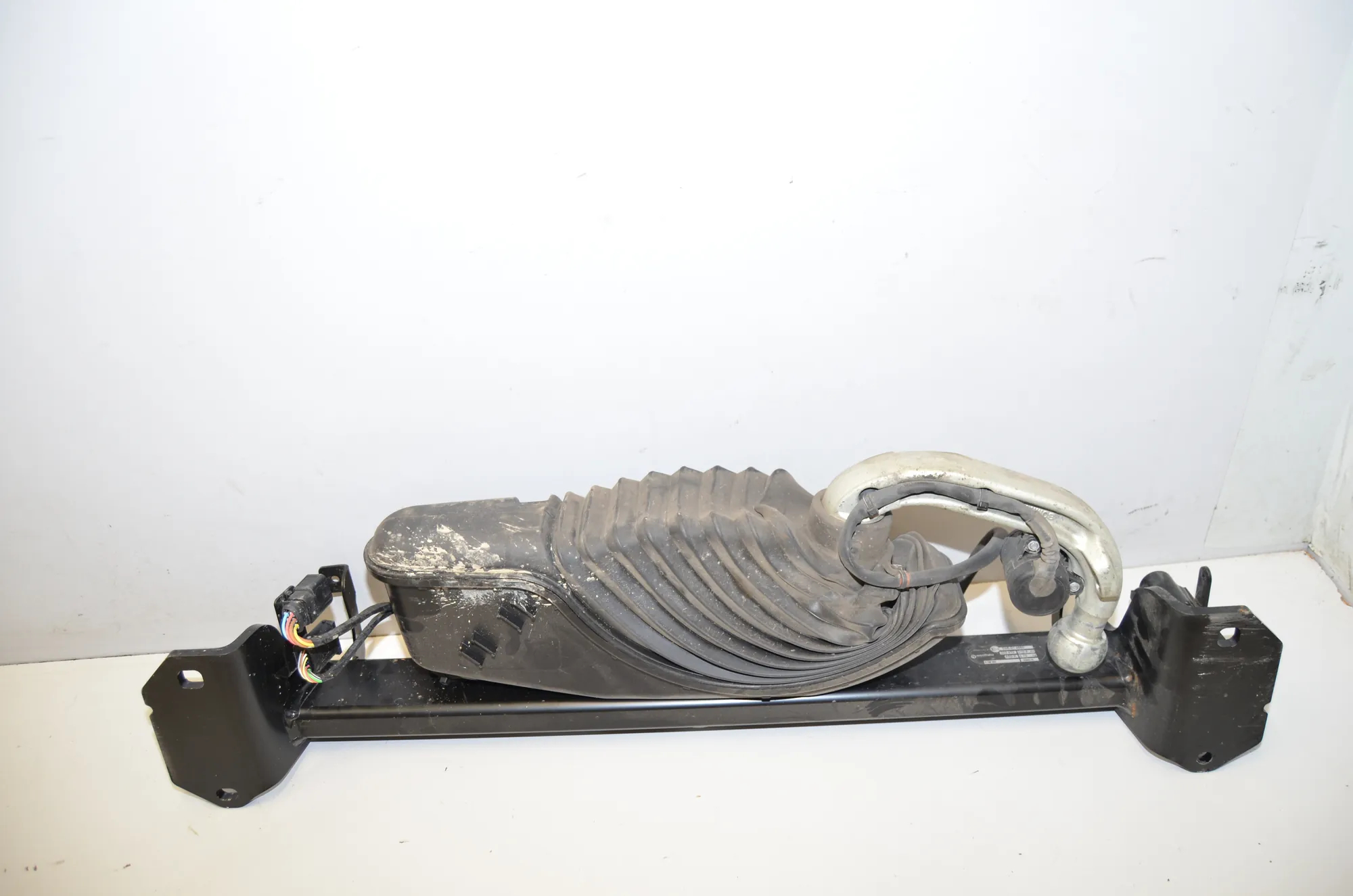Towbar Kit – OEM 5A056C9 · BMW iX3 (G08) BMW iX3 (G08) Electric (286 HP) 2023 – 15