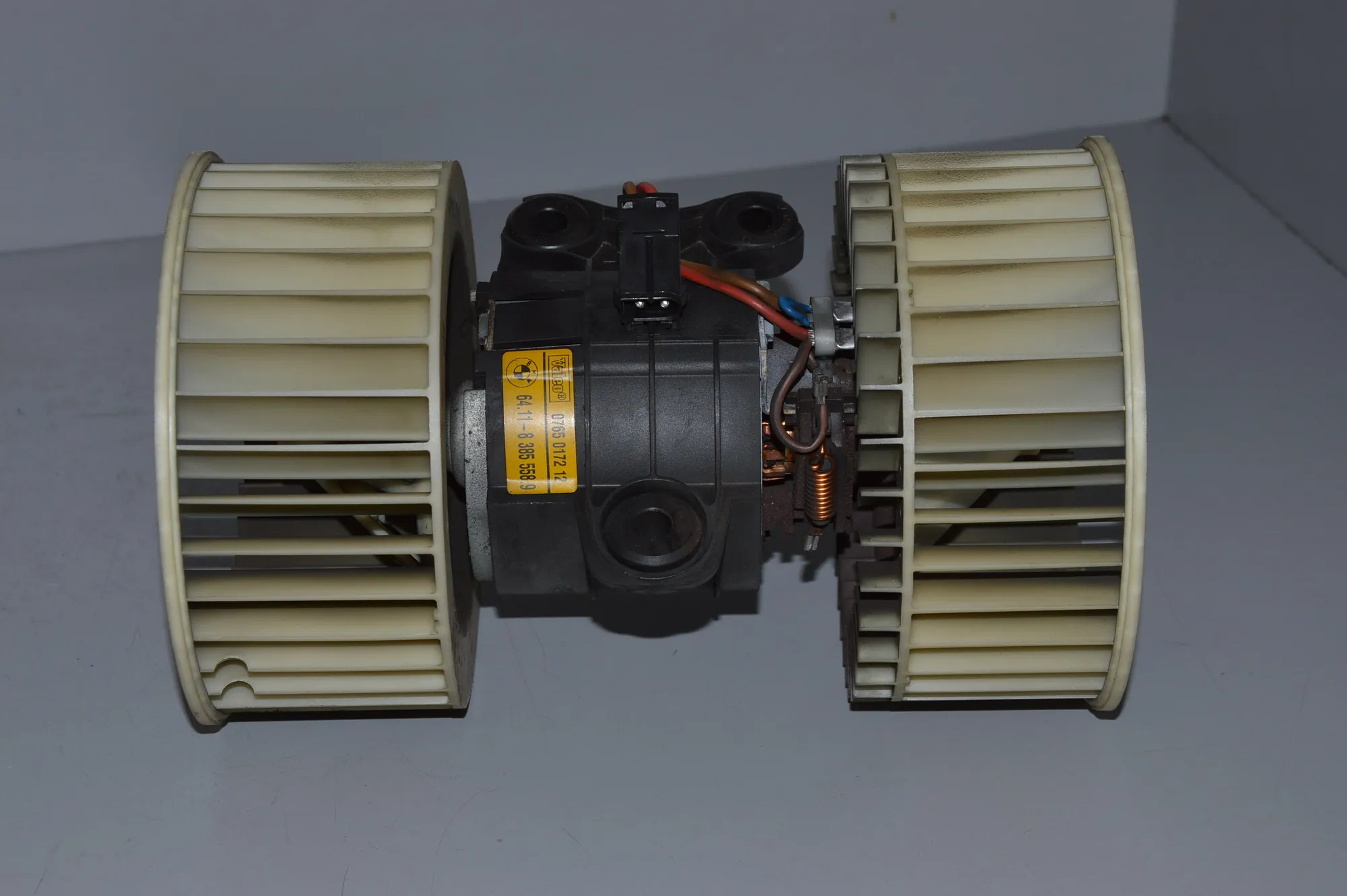 Heater Blower Fan – OEM 64118385558 · BMW 5 Touring (E39) 530 d 2001 – 3