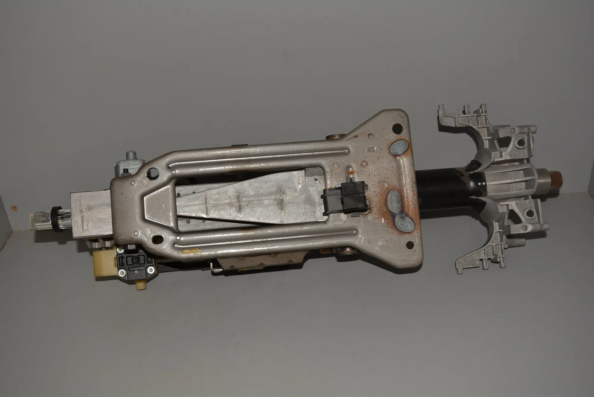 Steering Column Mechanism – OEM 32306786603 · BMW X5 (E70) BMW X5 (E70) 2011 – 2