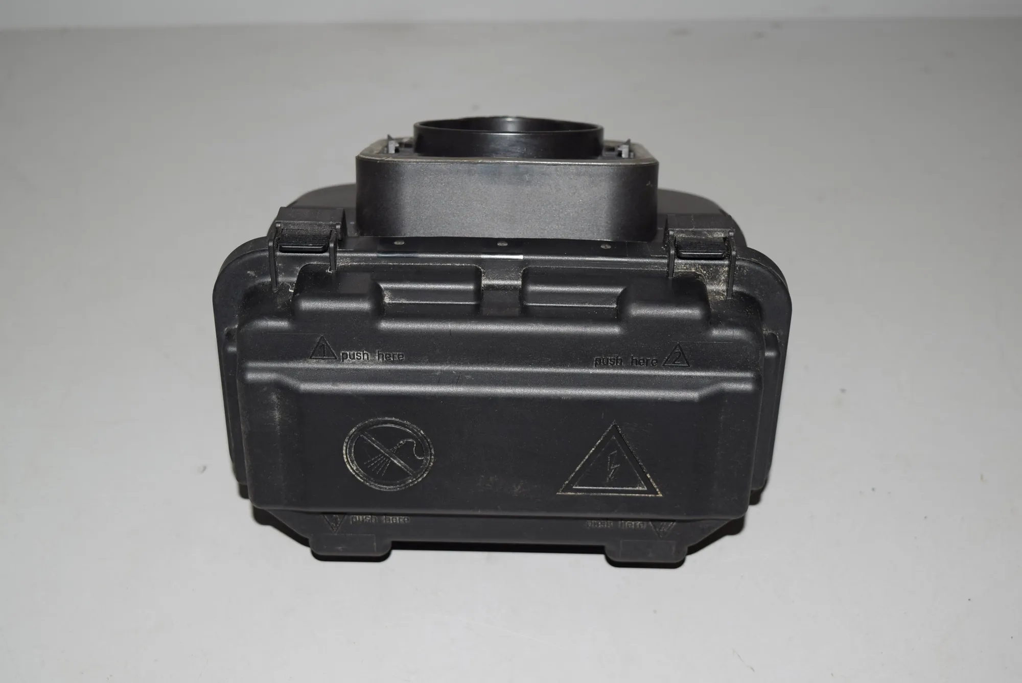 Other Interior Parts – OEM 92248549224872 · BMW 3 Touring (F31) BMW 3 Touring (F31) 320 d 2012 – 2