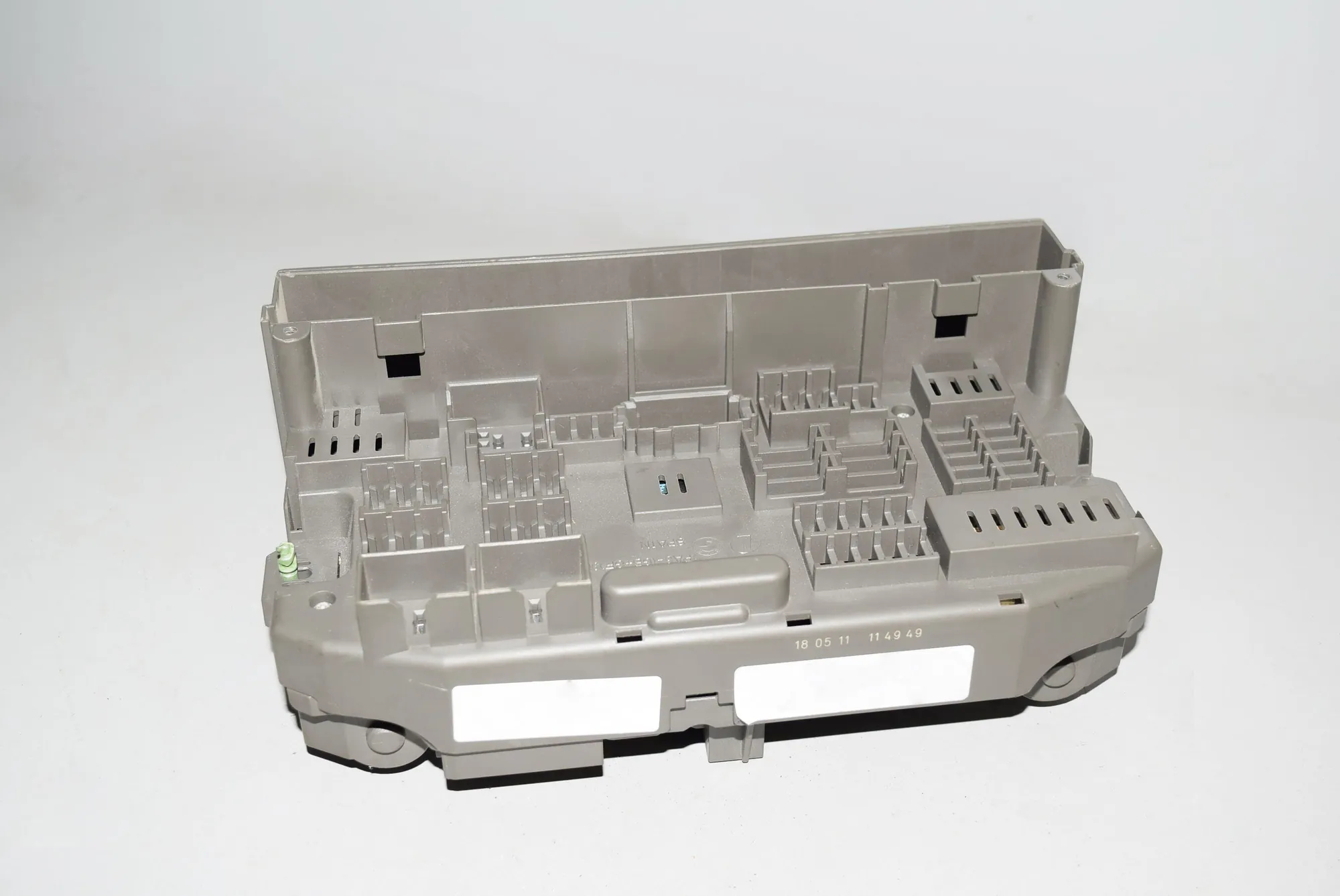Fuse Box – OEM 612265415189670106976384 · BMW X5 (E70) BMW X5 (E70) xDrive 40 d 2011 – 5