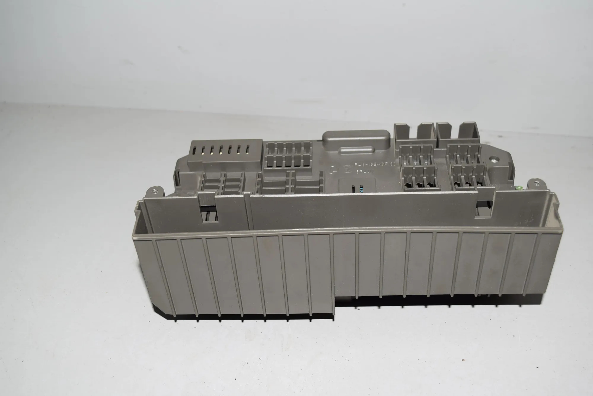 Fuse Box – OEM 612265415189670106976384 · BMW X5 (E70) BMW X5 (E70) xDrive 40 d 2011 – 2
