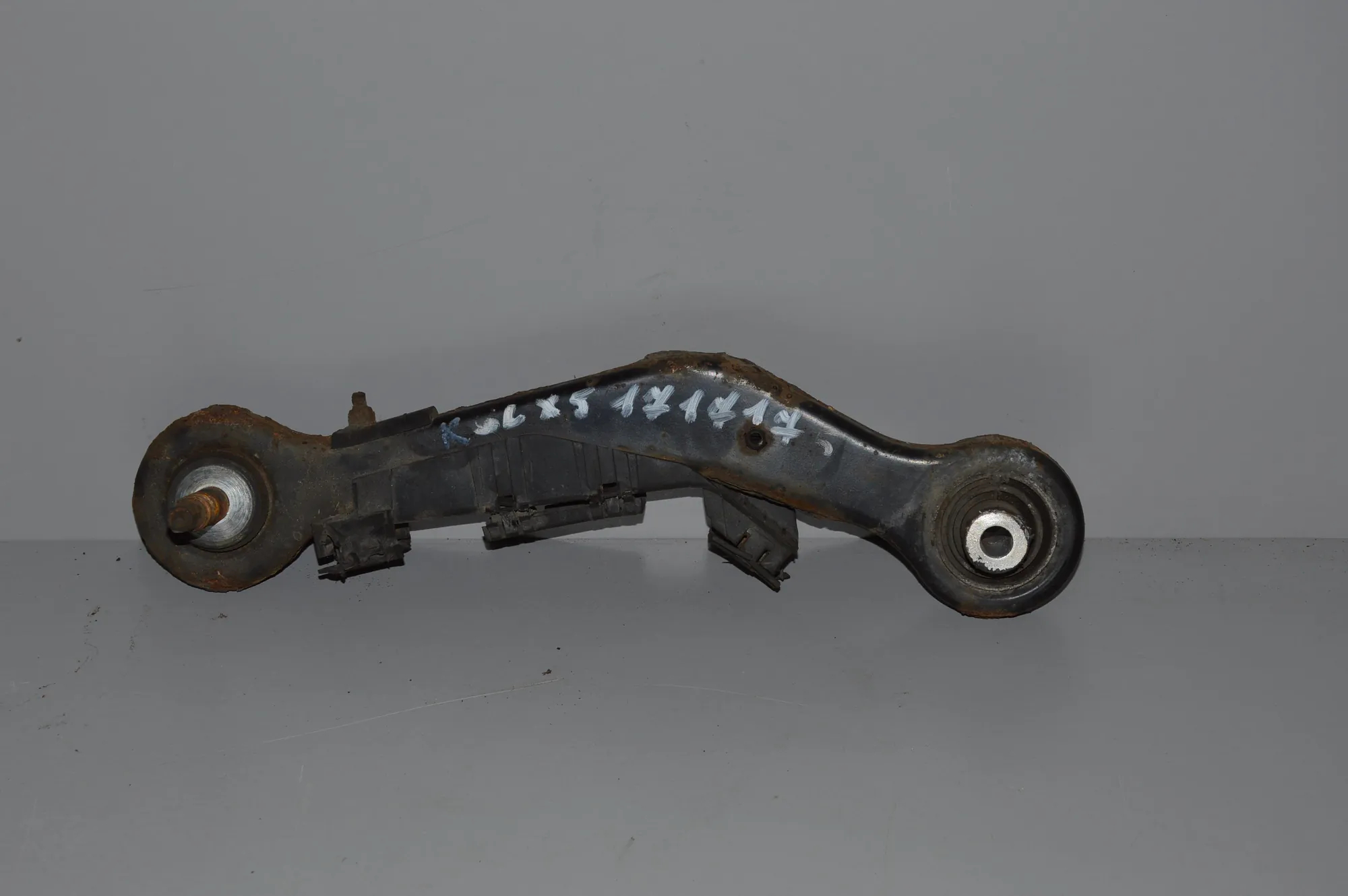 Rear Left Control Arm · BMW X5 (E53) 3.0 d 2005