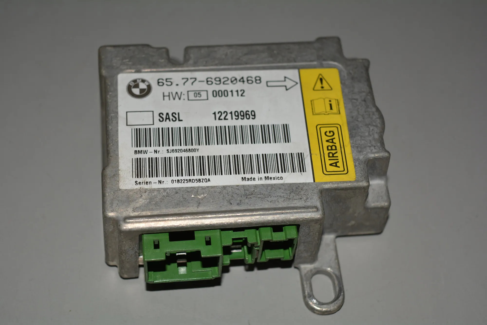 SRS Control Unit – OEM 6920468 · BMW 7 (E65, E66, E67) BMW 7 (E65, E66, E67) 2001 – 2