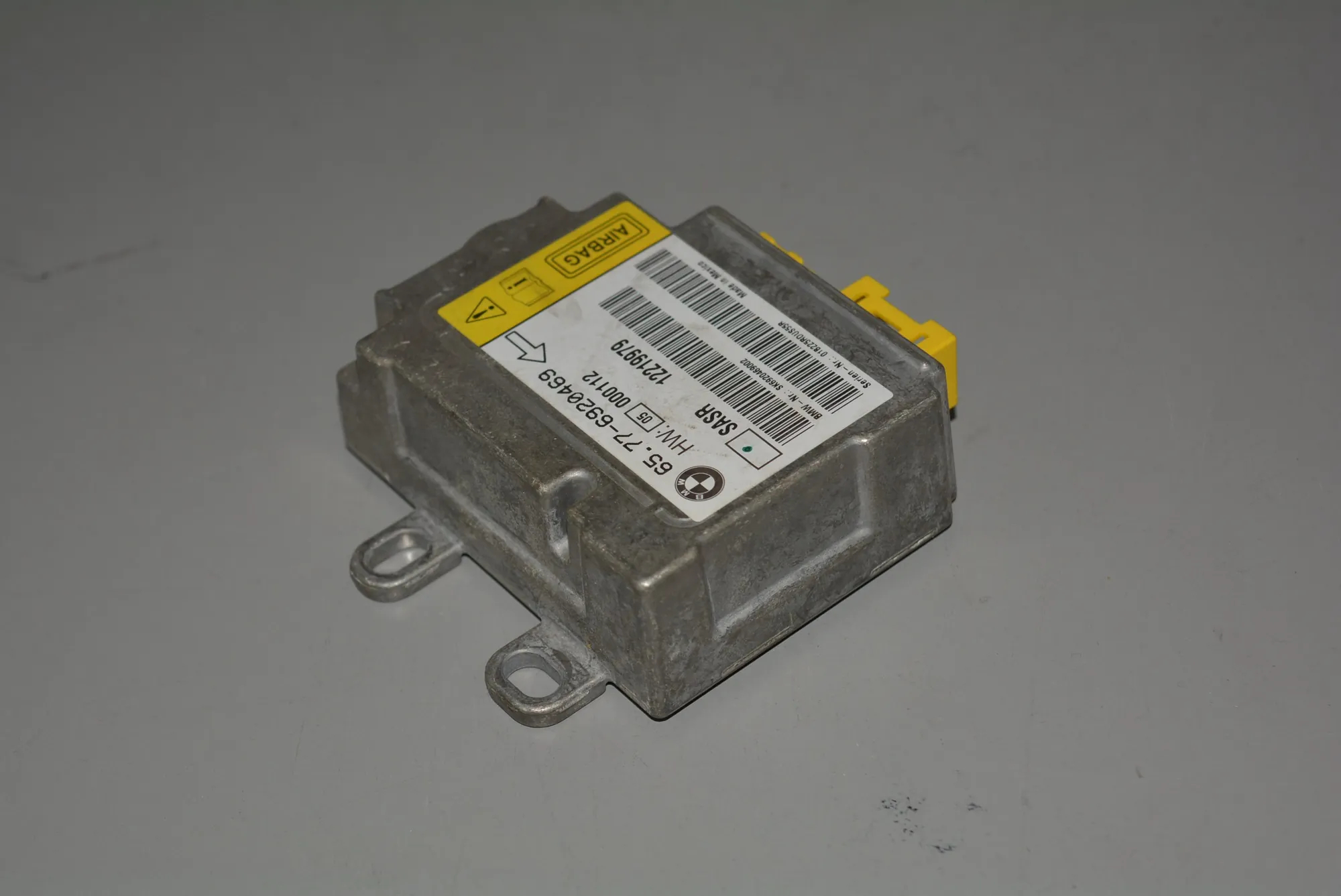 SRS Control Unit – OEM 6920469 · BMW 7 (E65, E66, E67) BMW 7 (E65, E66, E67) 2001 – 2