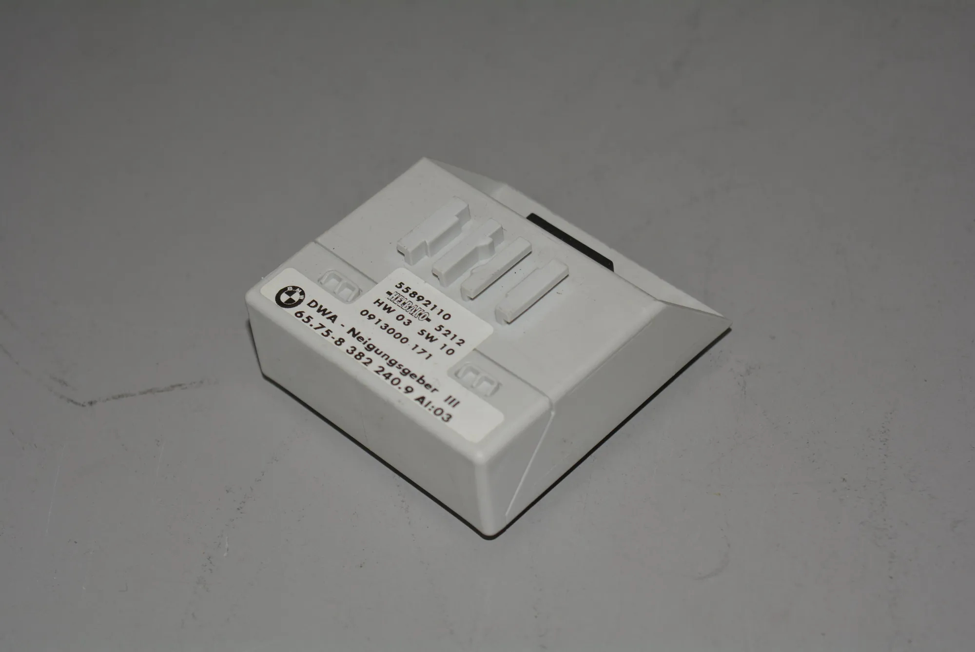 Other Control Units – OEM 8382240 · BMW X5 (E53) BMW X5 (E53) 2001