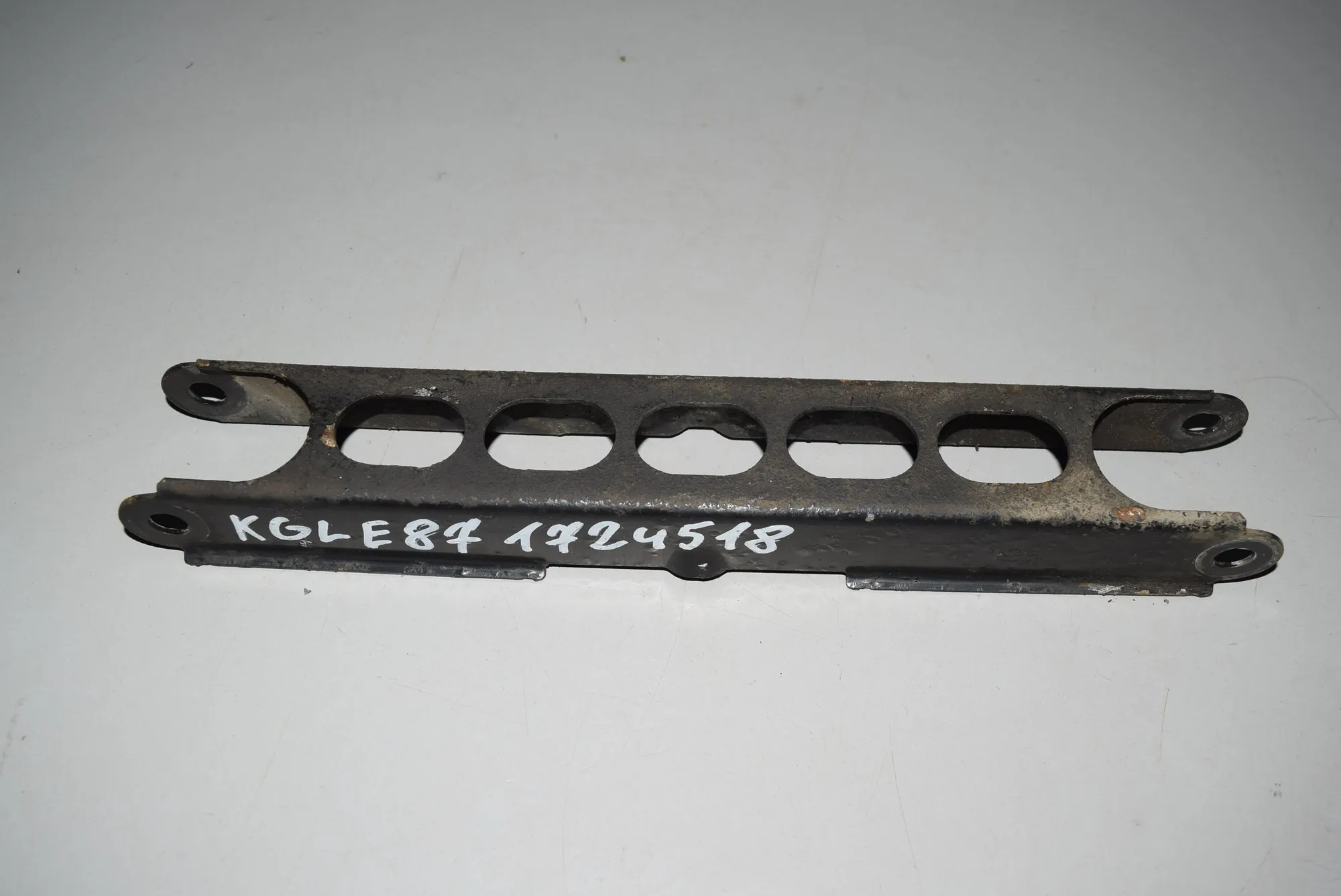 Rear Left Control Arm – OEM 6763477 · BMW 1 (E87) 118 d 2007