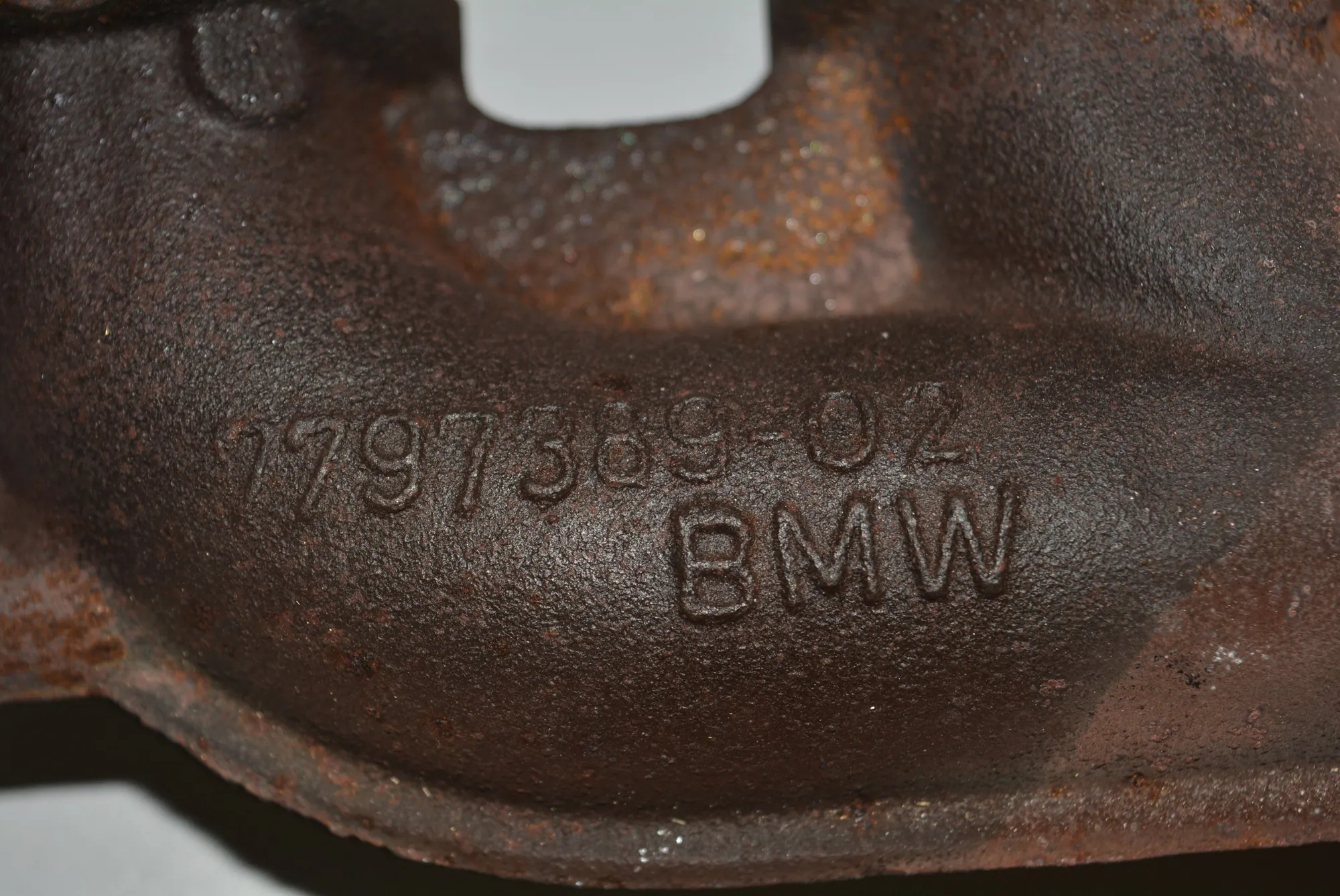 Exhaust Manifold – OEM 7797389 · BMW 1 (E87) 118 d 2007 – 2