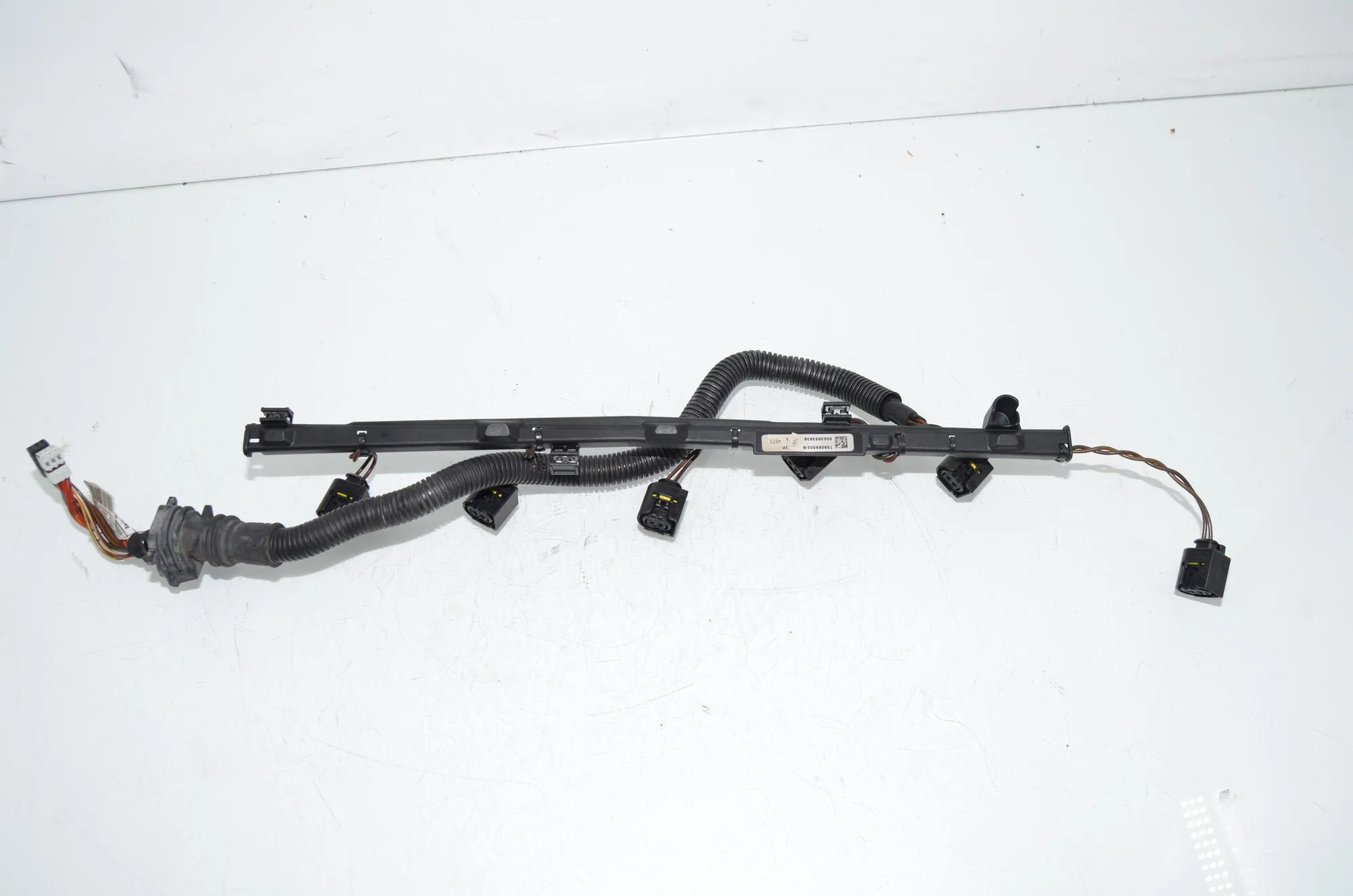 Fuel Injector Wire Connection – OEM 8510281 · BMW 3 Touring (F31) 330 d 2013
