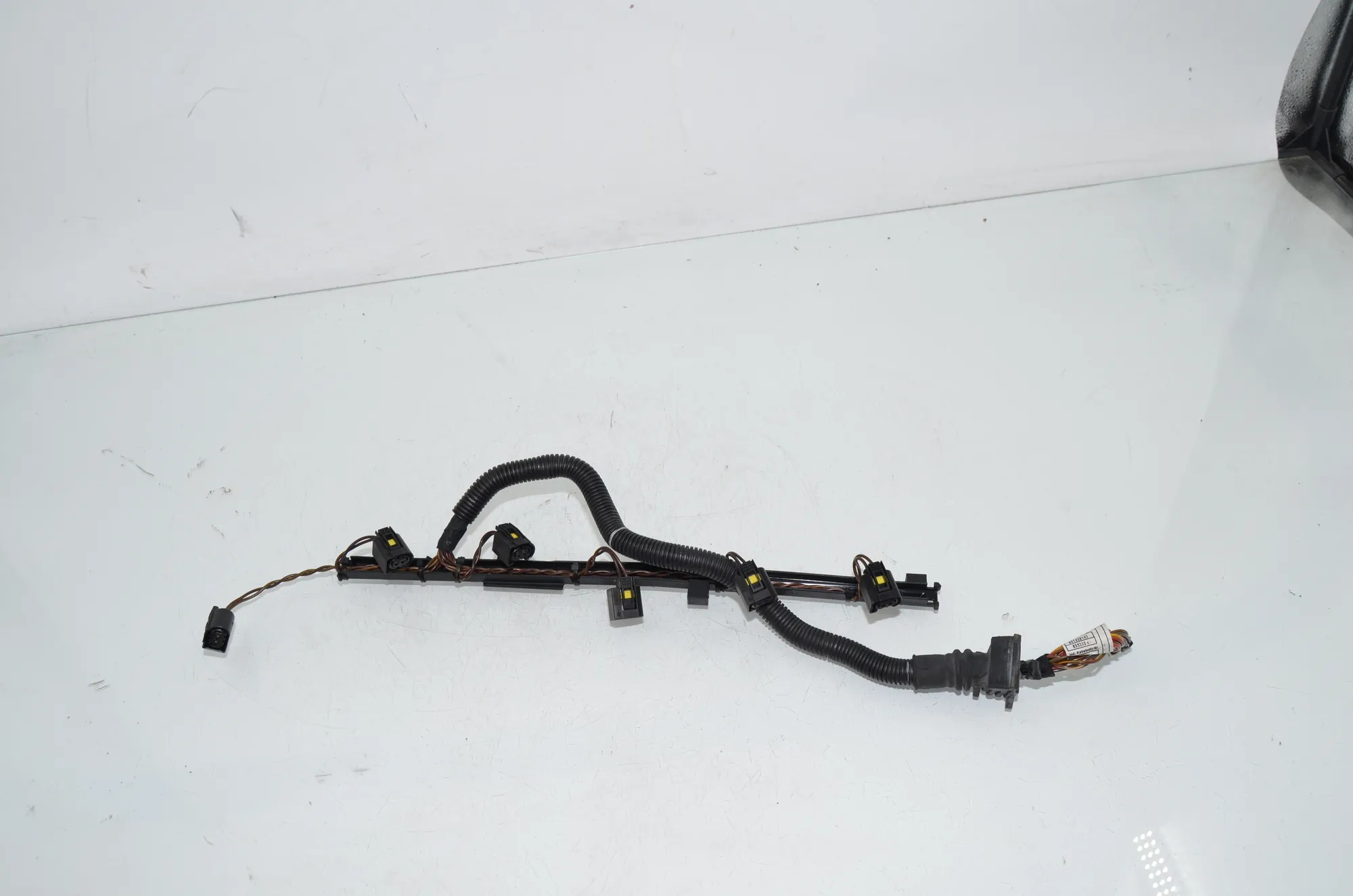 Fuel Injector Wire Connection – OEM 8510281 · BMW 3 Touring (F31) 330 d 2013 – 4