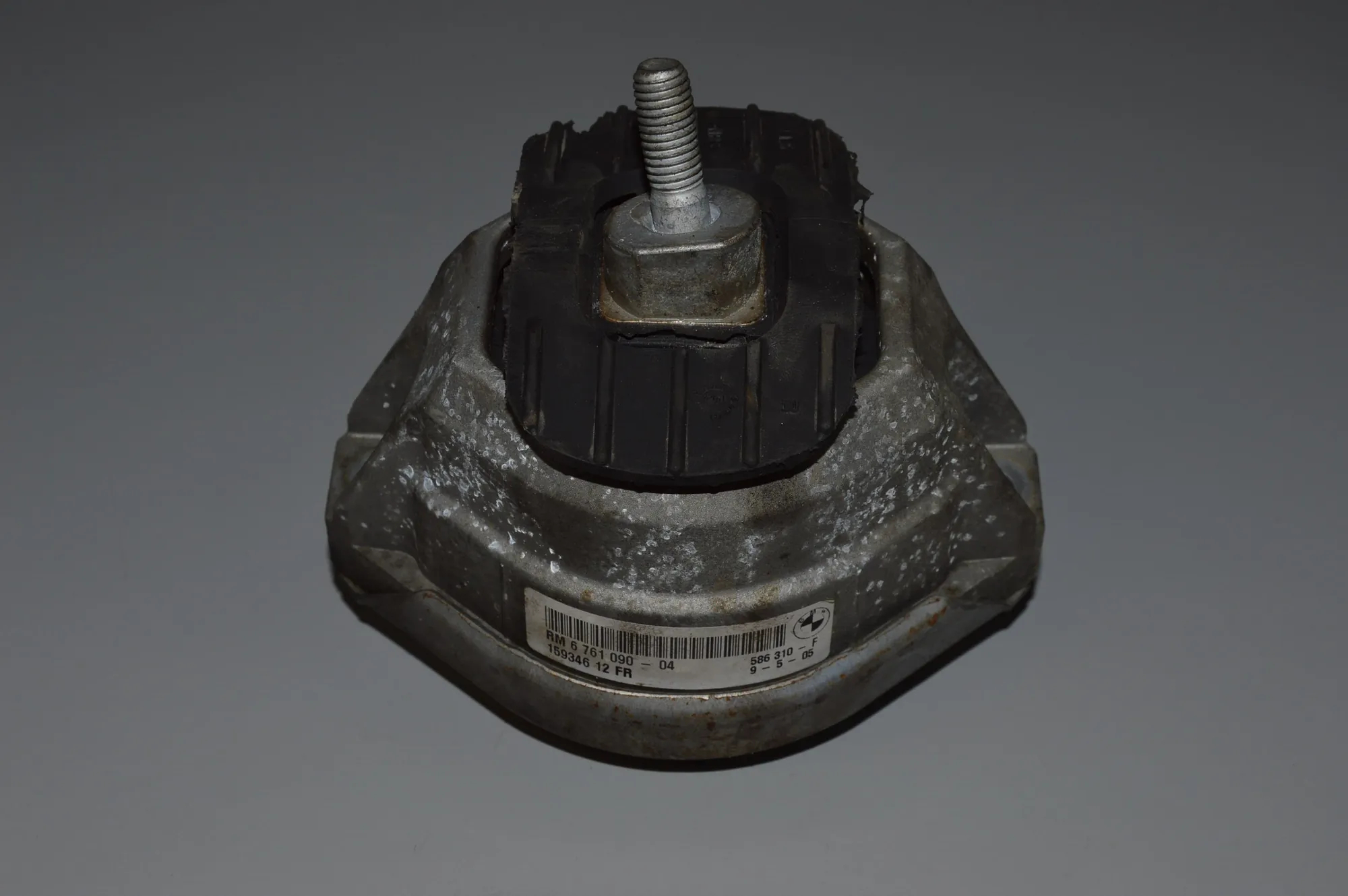 Right Side Engine Mount – OEM 22116761090 · BMW 5 (E60) 523 i 2005 – 4
