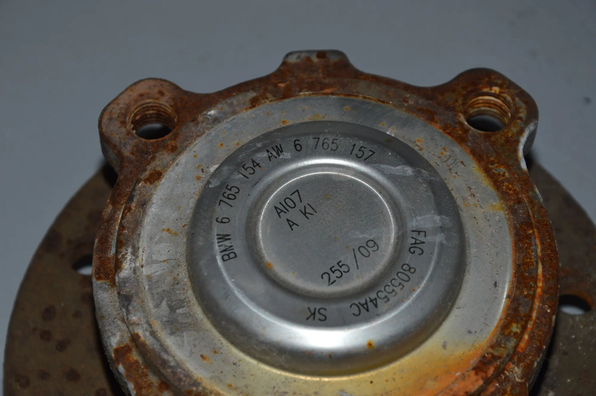 Front Right Wheel Bearing – OEM 31216765157 · BMW 3 (E90) BMW 3 (E90) 2005 – 2