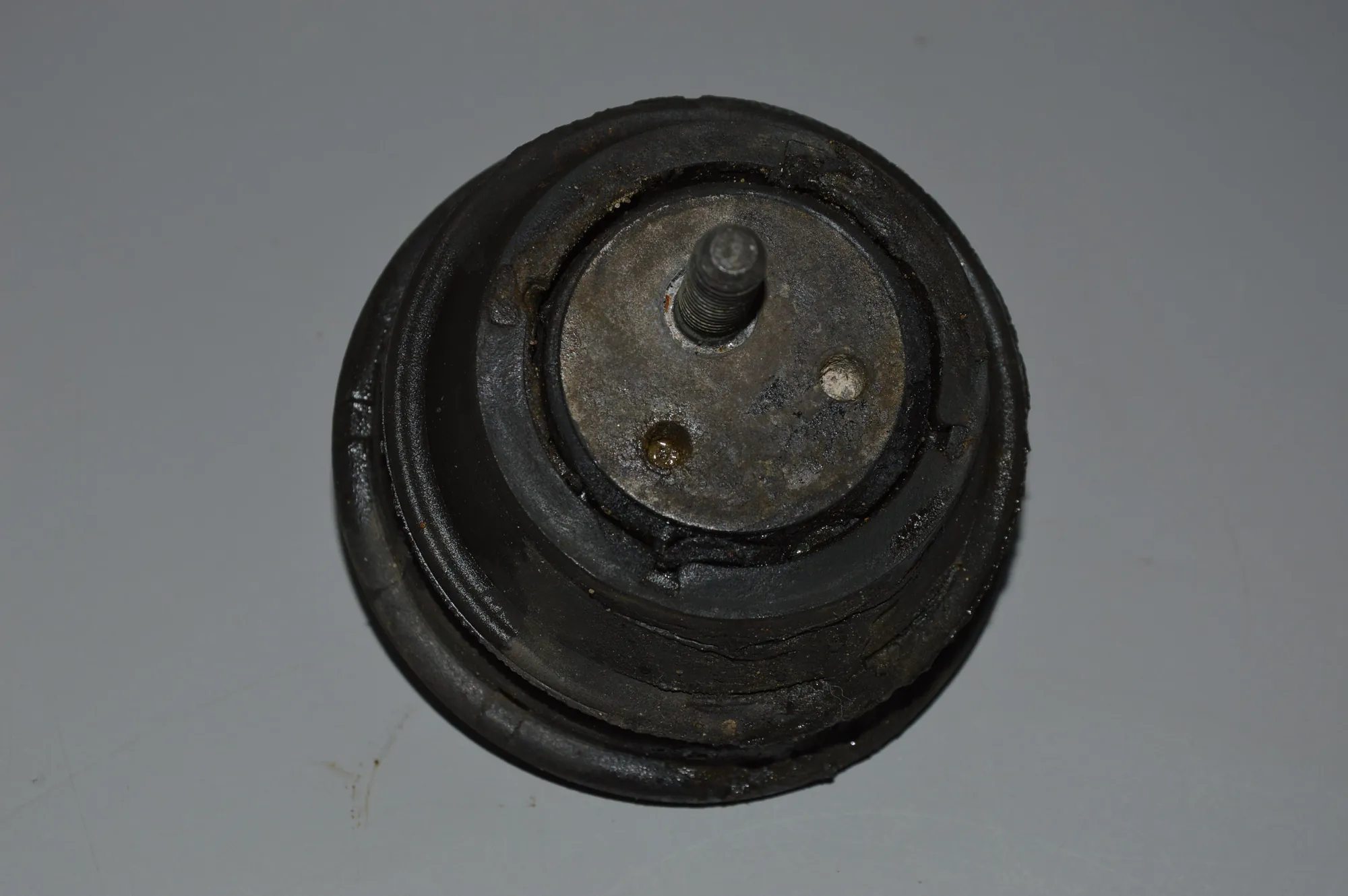 Left Side Engine Mount – OEM 22116754608 · BMW 5 (E39) BMW 5 (E39) 1999 – 3
