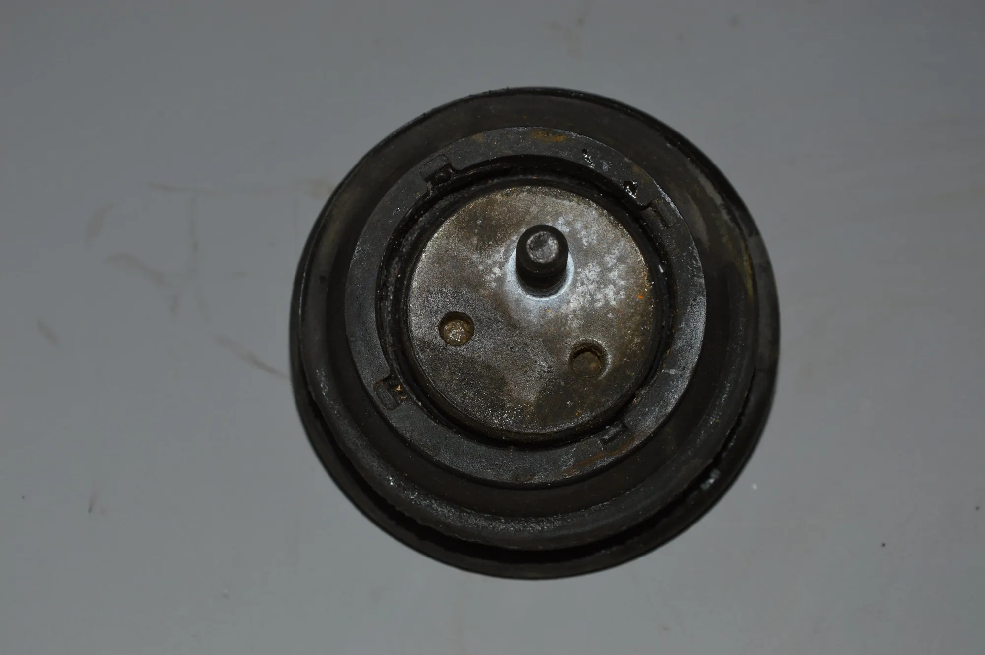 Right Side Engine Mount – OEM 22116754608 · BMW 5 (E39) BMW 5 (E39) 1999 – 3