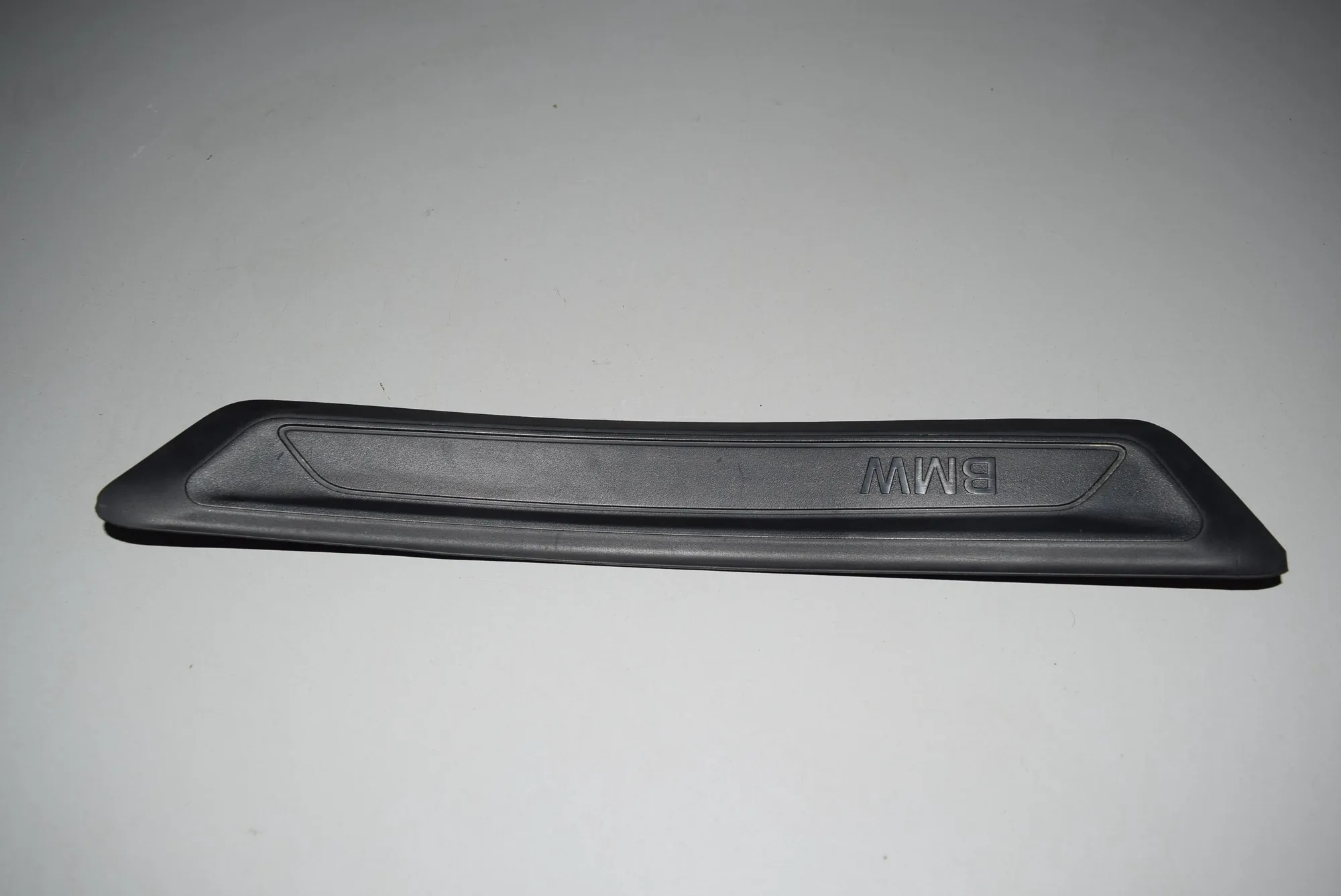 Door Sill Trim Kit – OEM 7263311 · BMW 1 (F20) BMW 1 (F20) 2012 – 2