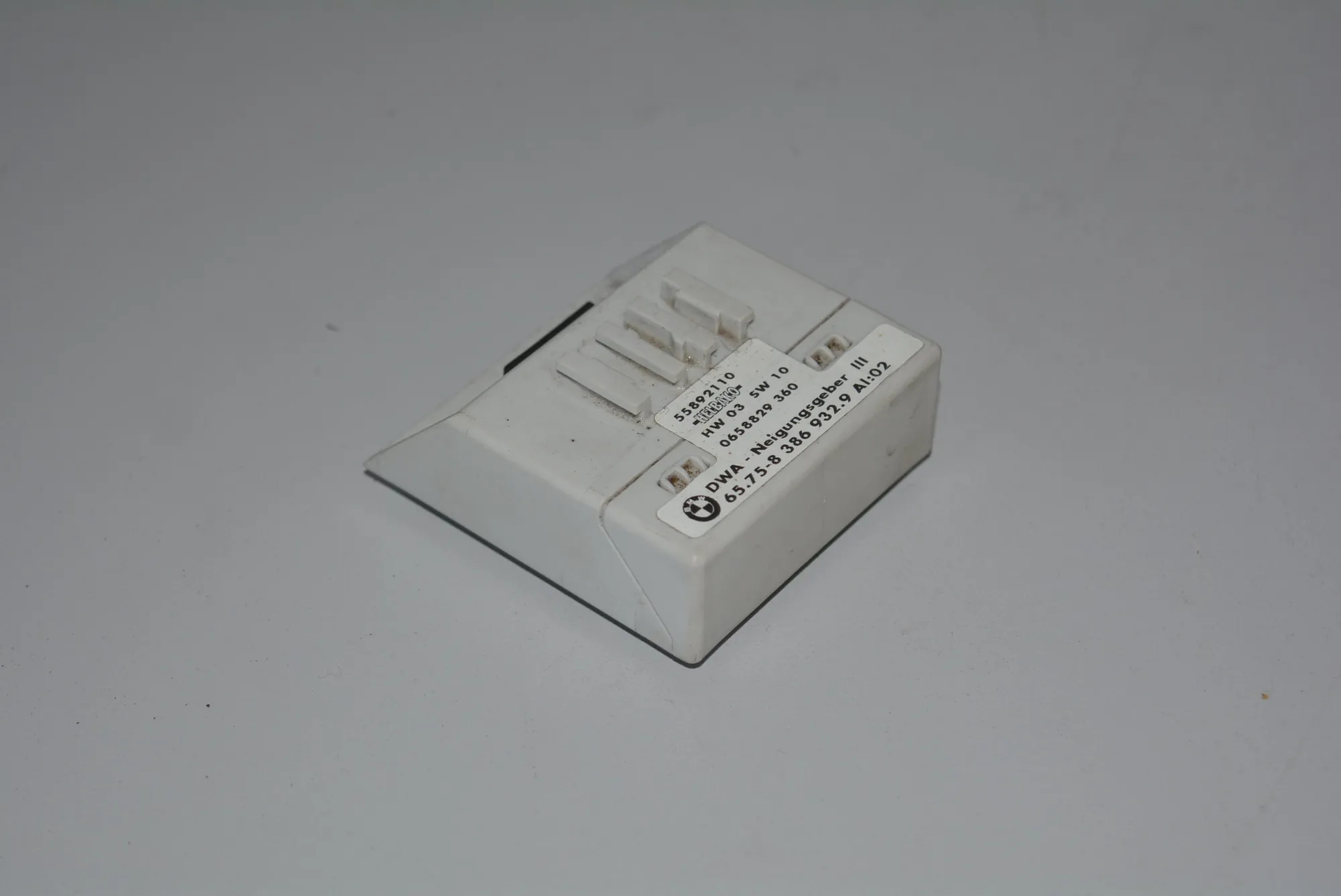 Other Control Units – OEM 8386932 · BMW 7 (E38) BMW 7 (E38) 2000
