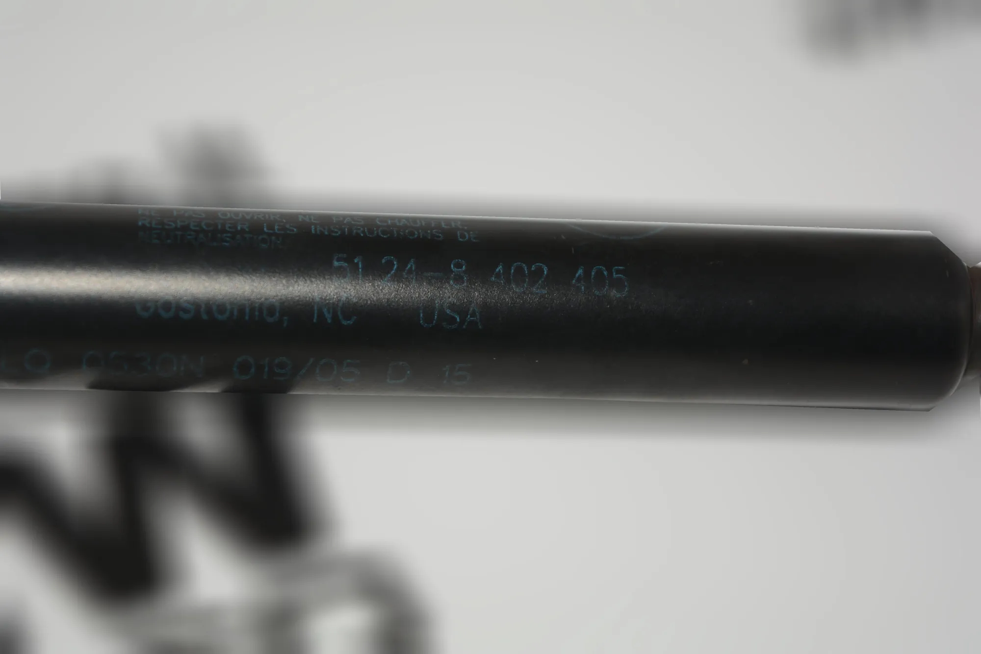 Left Side Tailgate Gas Strut – OEM 8402405 · BMW X5 (E53) 3.0 d 2005 – 2