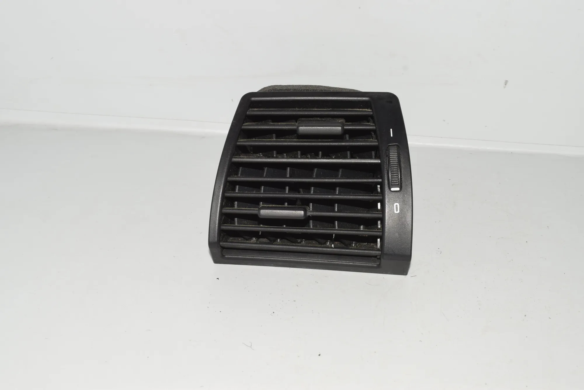 Dashboard Air Vents – OEM 8402215 · BMW X5 (E53) 3.0 d 2004 – 5