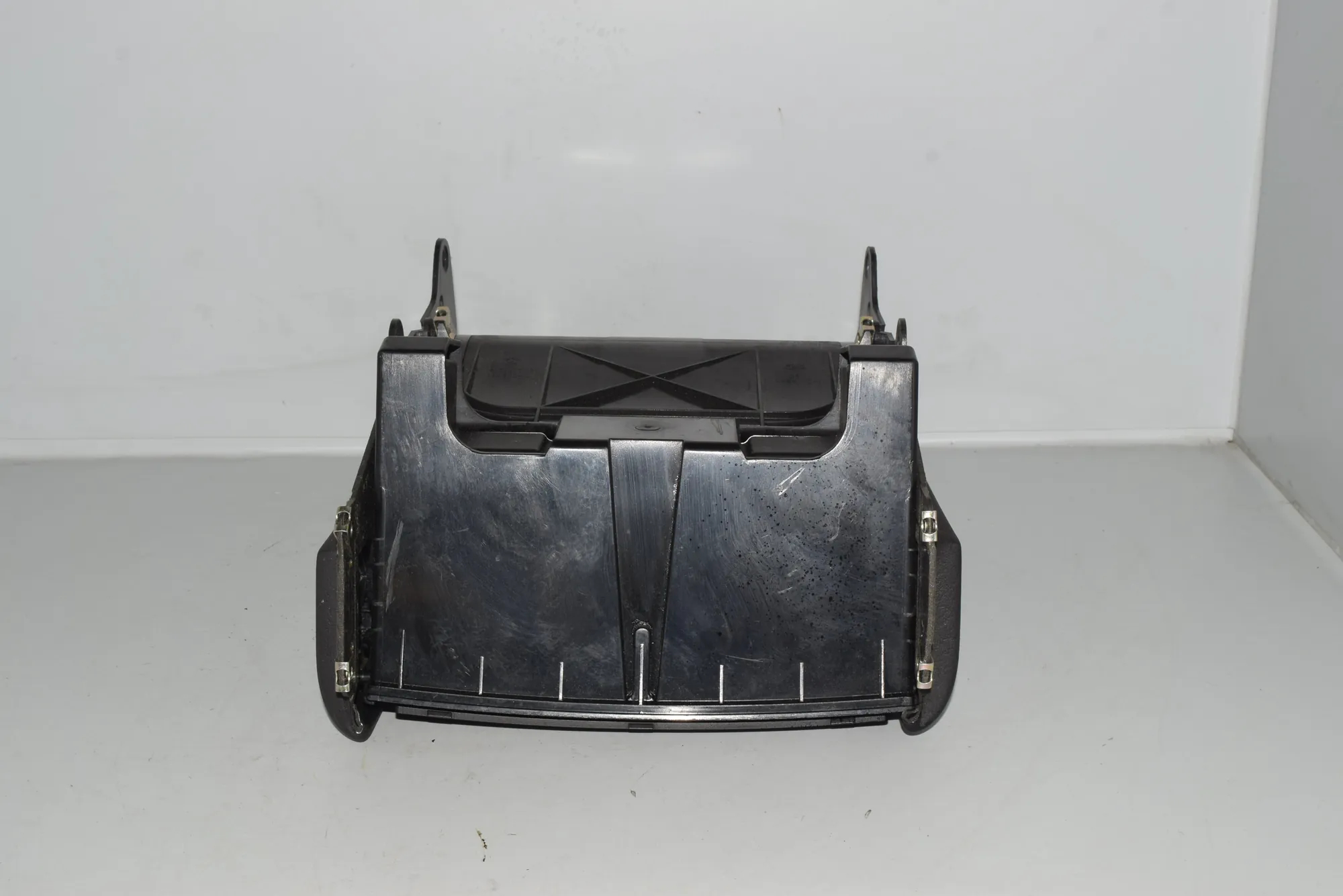 Cup Holder – OEM 7077955 · BMW X5 (E53) 3.0 d 2004 – 6