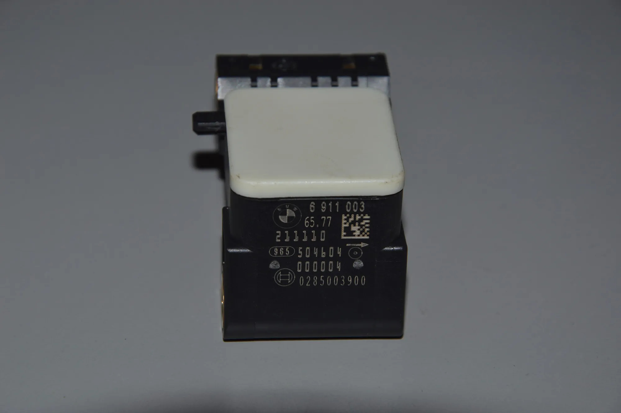 Acceleration Sensor – OEM 65776911003 · BMW X1 (E84) BMW X1 (E84) 2010 – 2
