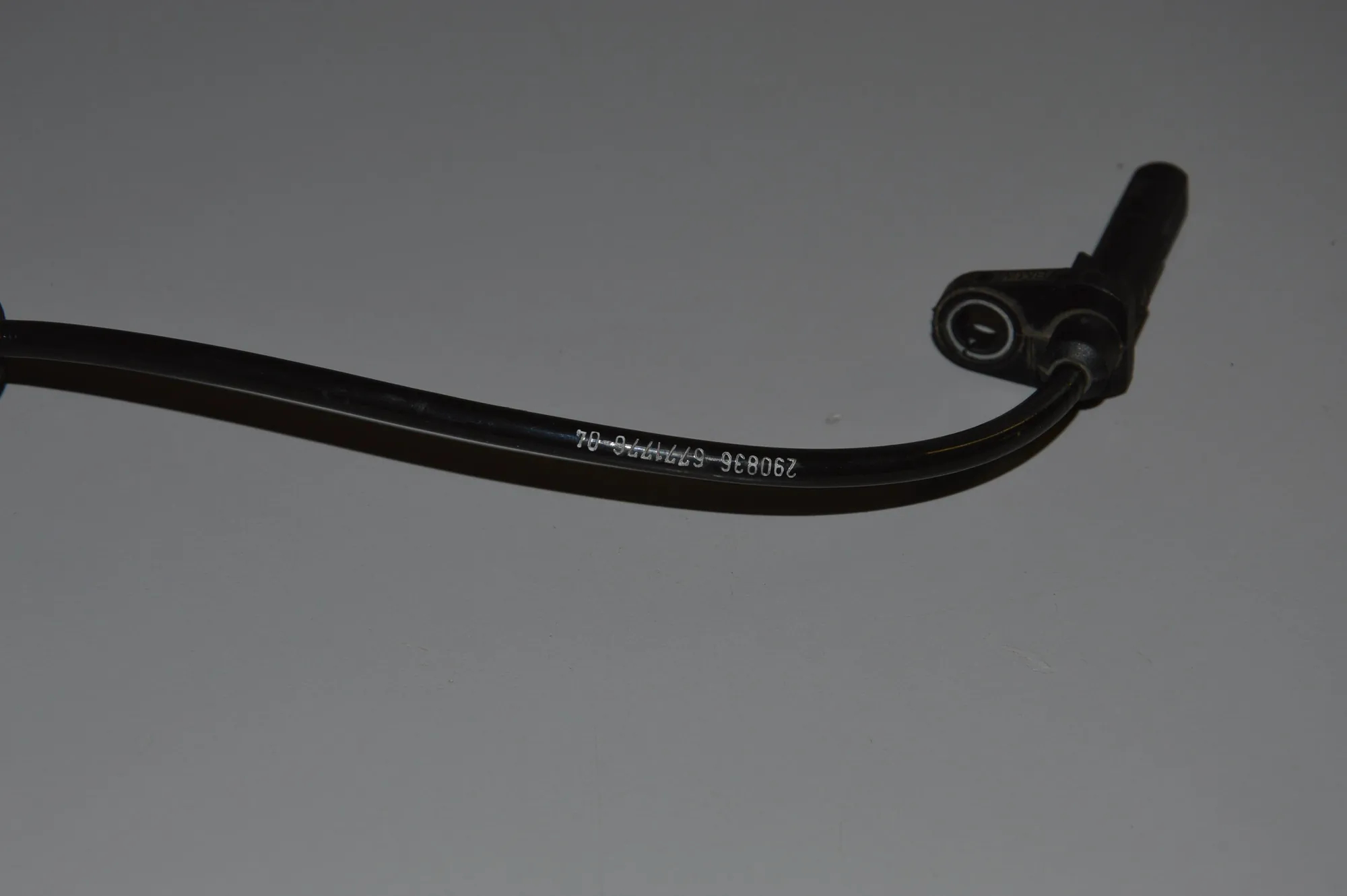 Front Right ABS Sensor – OEM 34526771776 · BMW X5 (E70) BMW X5 (E70) 2009 – 2