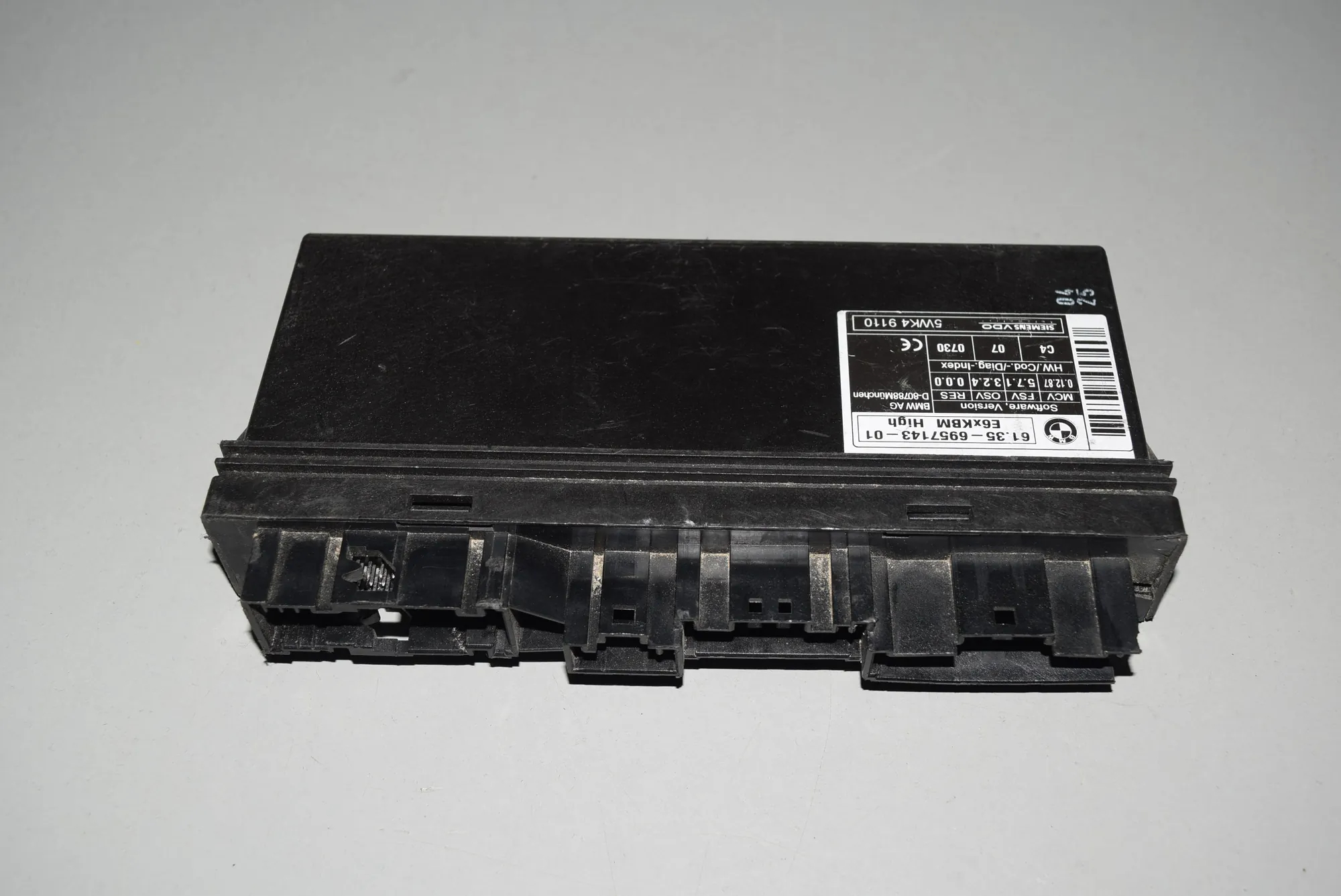 Comfort Control Unit – OEM 6957143 · BMW 5 Touring (E61) BMW 5 Touring (E61) 2005