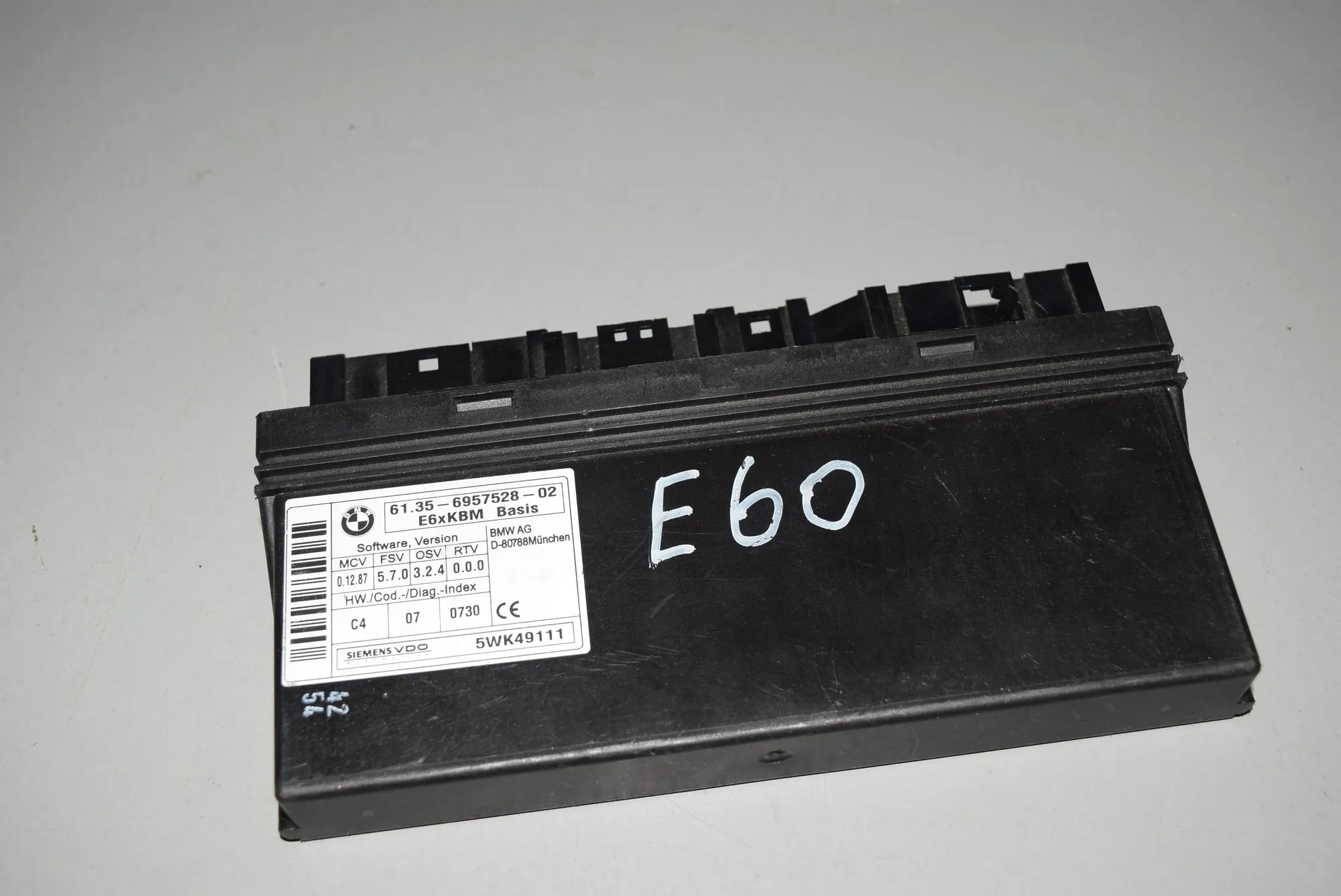 Comfort Control Unit – OEM 6957528 · BMW 5 (E60) BMW 5 (E60) 2005 – 2