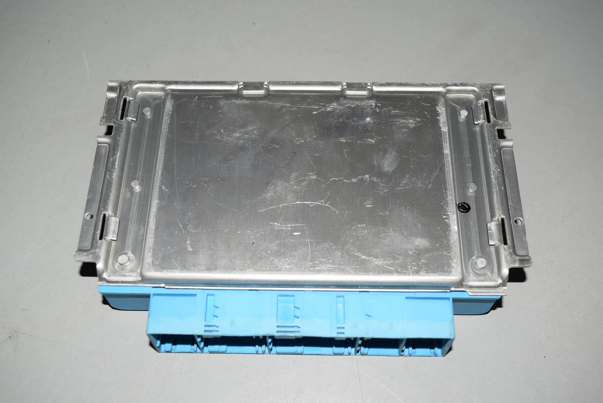 Gearbox Control Unit – OEM 1423786 · BMW 7 (E38) BMW 7 (E38) 740 i, iL 1998 – 3