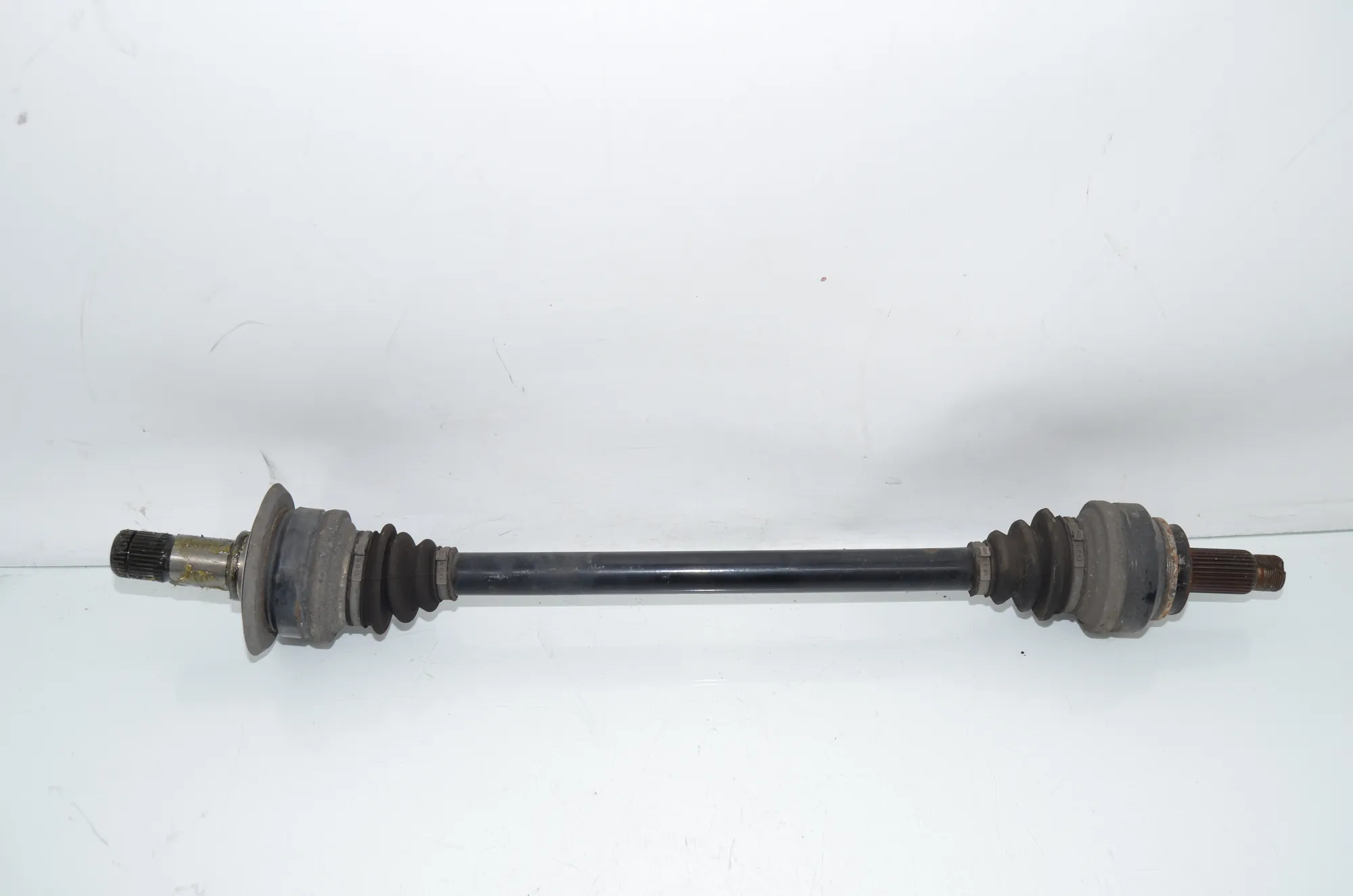 Rear Right Driveshaft – OEM 7581018 · BMW 5 Touring (F11) 530 d 2012