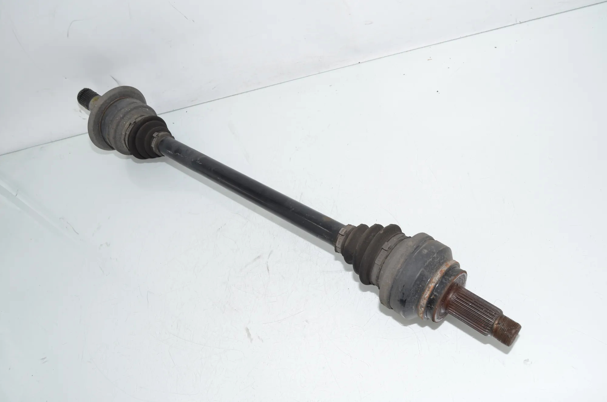 Rear Right Driveshaft – OEM 7581018 · BMW 5 Touring (F11) 530 d 2012 – 2