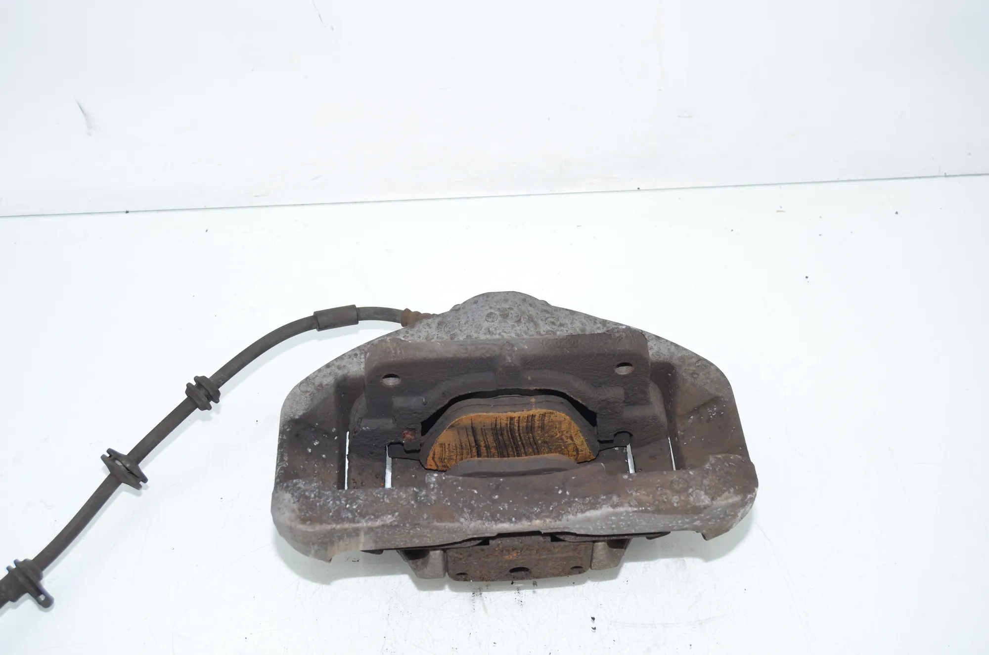 Front Right Brake Caliper – OEM 6792690 · BMW 5 Touring (F11) 530 d 2012 – 3