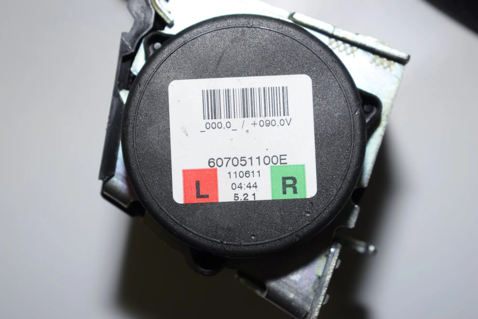 Rear Left Seatbelt – OEM 2991295 · BMW X1 (E84) BMW X1 (E84) 2011 – 9