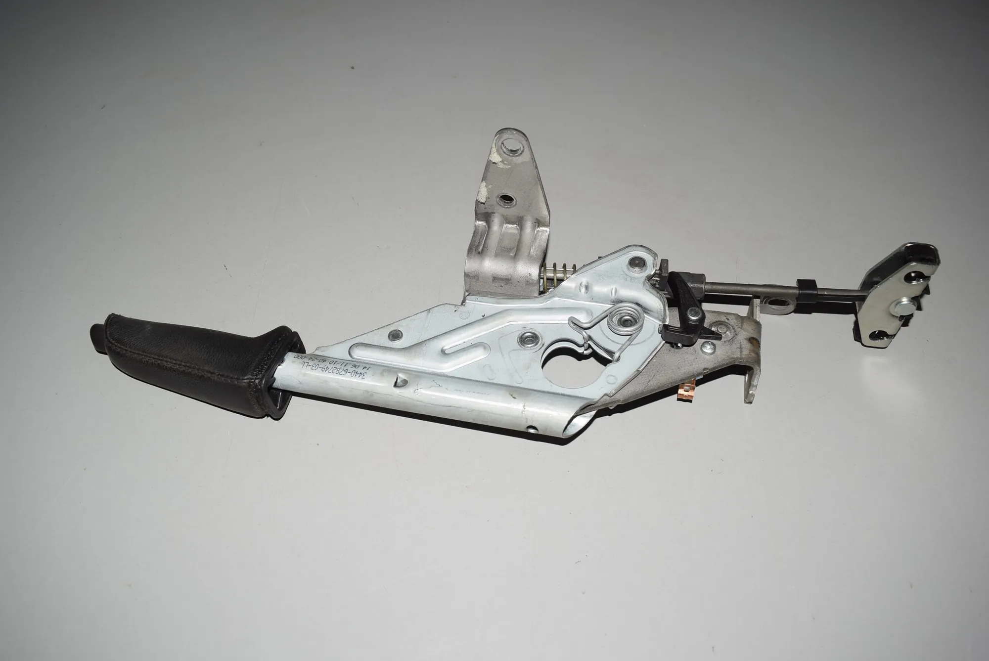 Handbrake Handle – OEM 6782749 · BMW X1 (E84) BMW X1 (E84) 2011