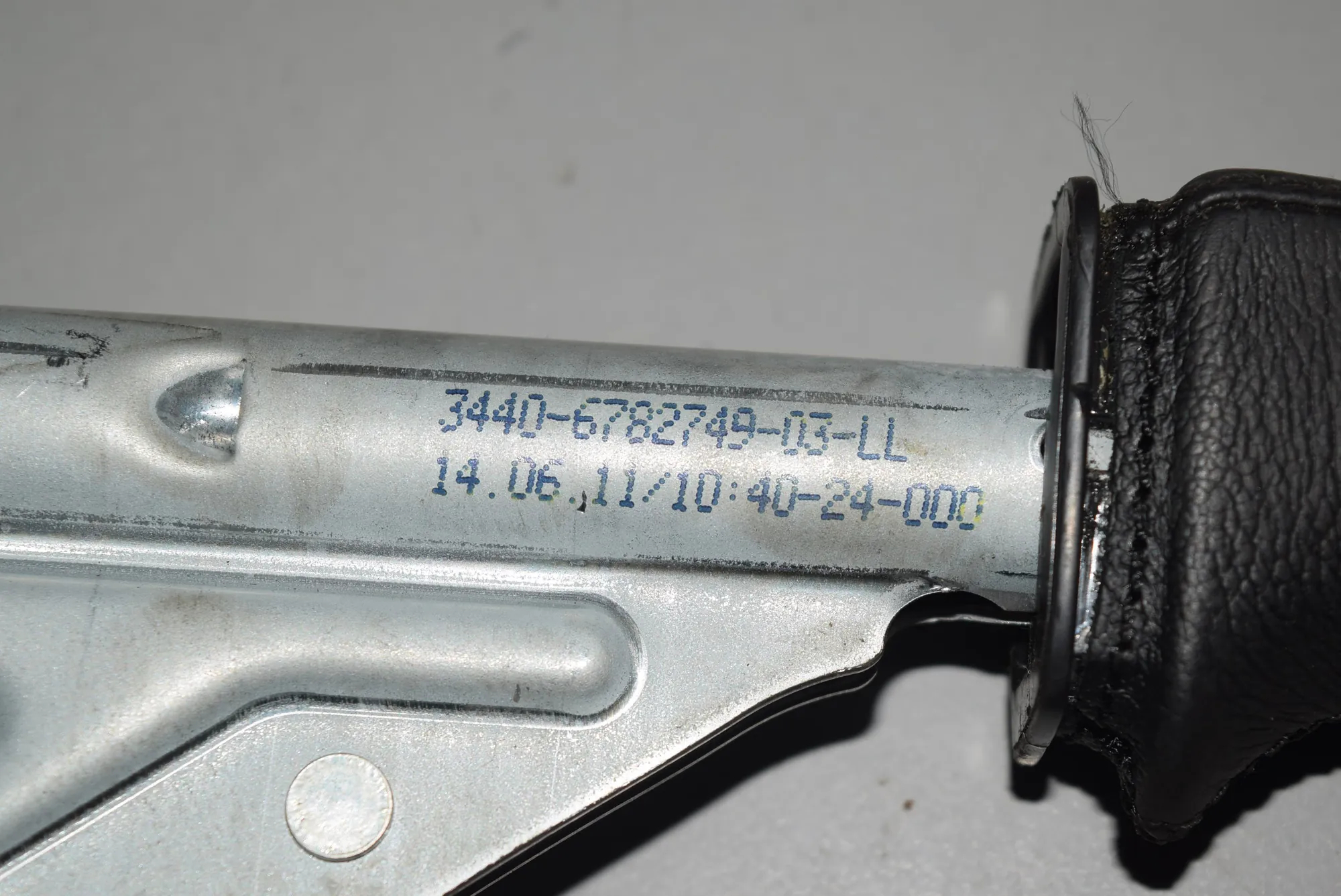 Handbrake Handle – OEM 6782749 · BMW X1 (E84) BMW X1 (E84) 2011 – 2