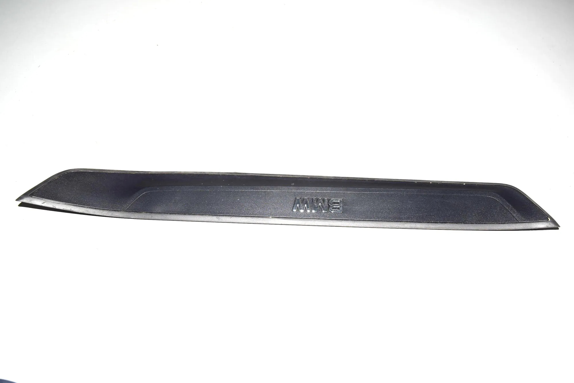 Door Sill Trim Kit – OEM 2990843 · BMW X1 (E84) BMW X1 (E84) 2011 – 2