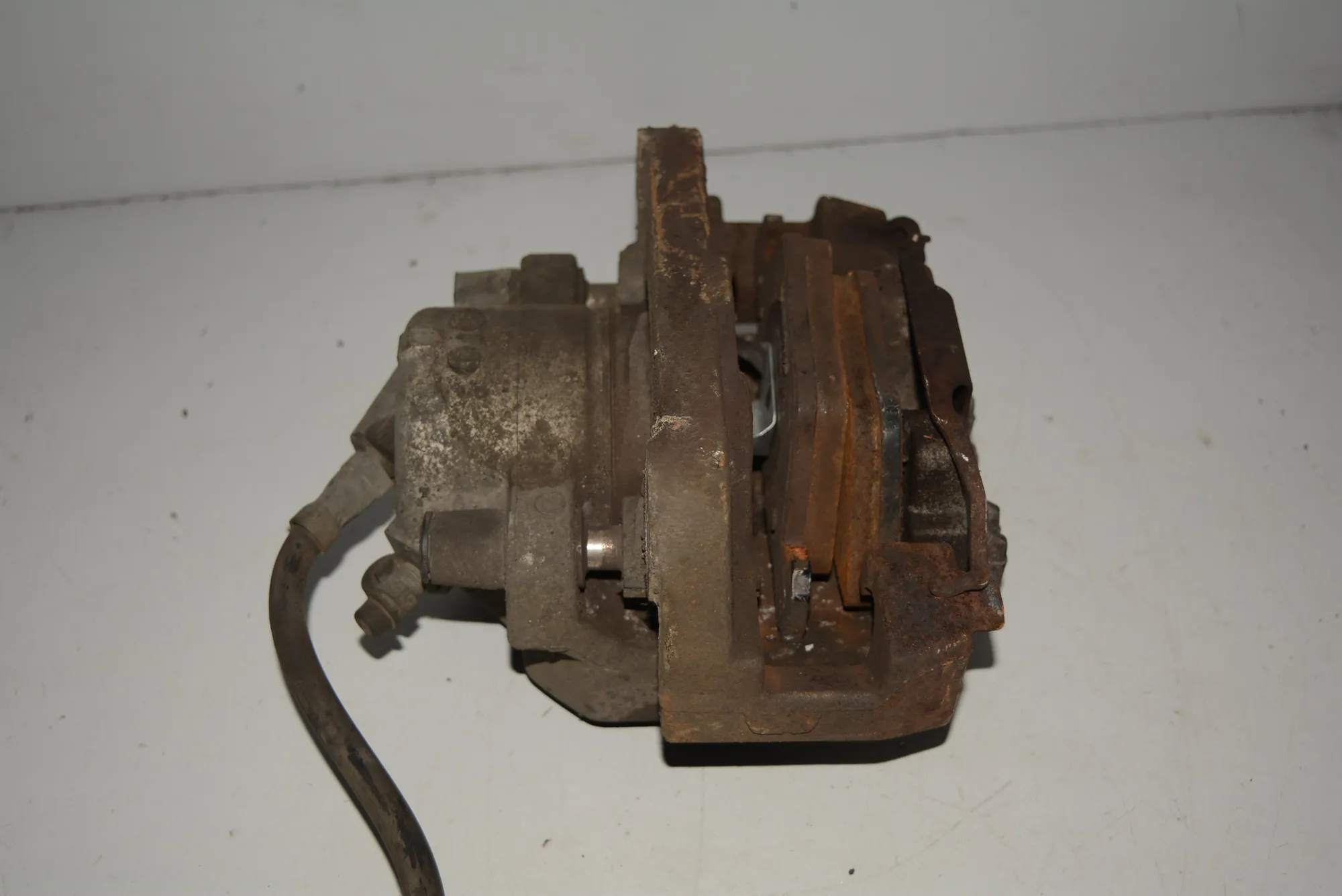 Front Right Brake Caliper · BMW 5 (E60) 525 d 2006 – 2