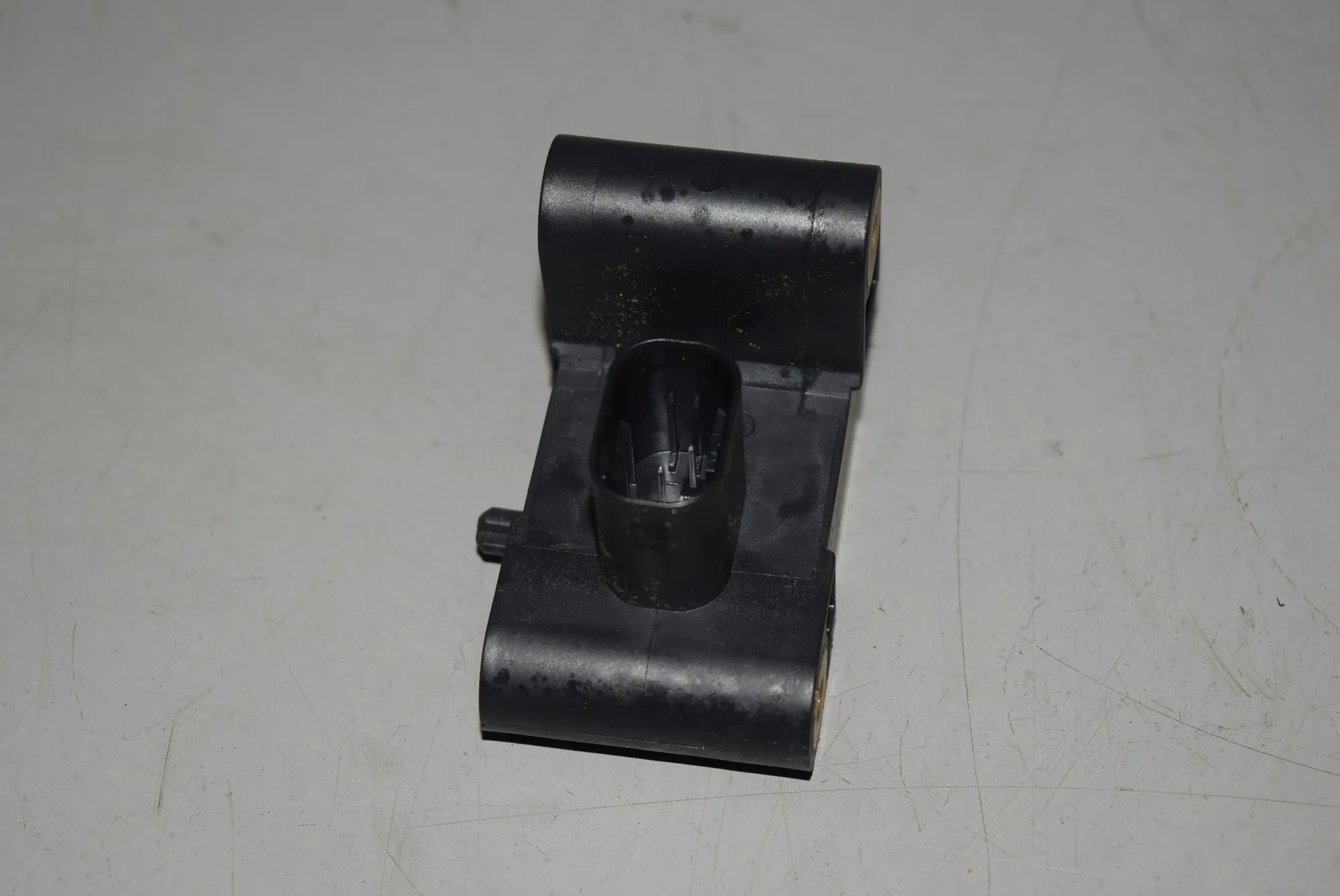 Acceleration Sensor – OEM 6911003 · BMW 1 (E87) BMW 1 (E87) 118 d 2007 – 2