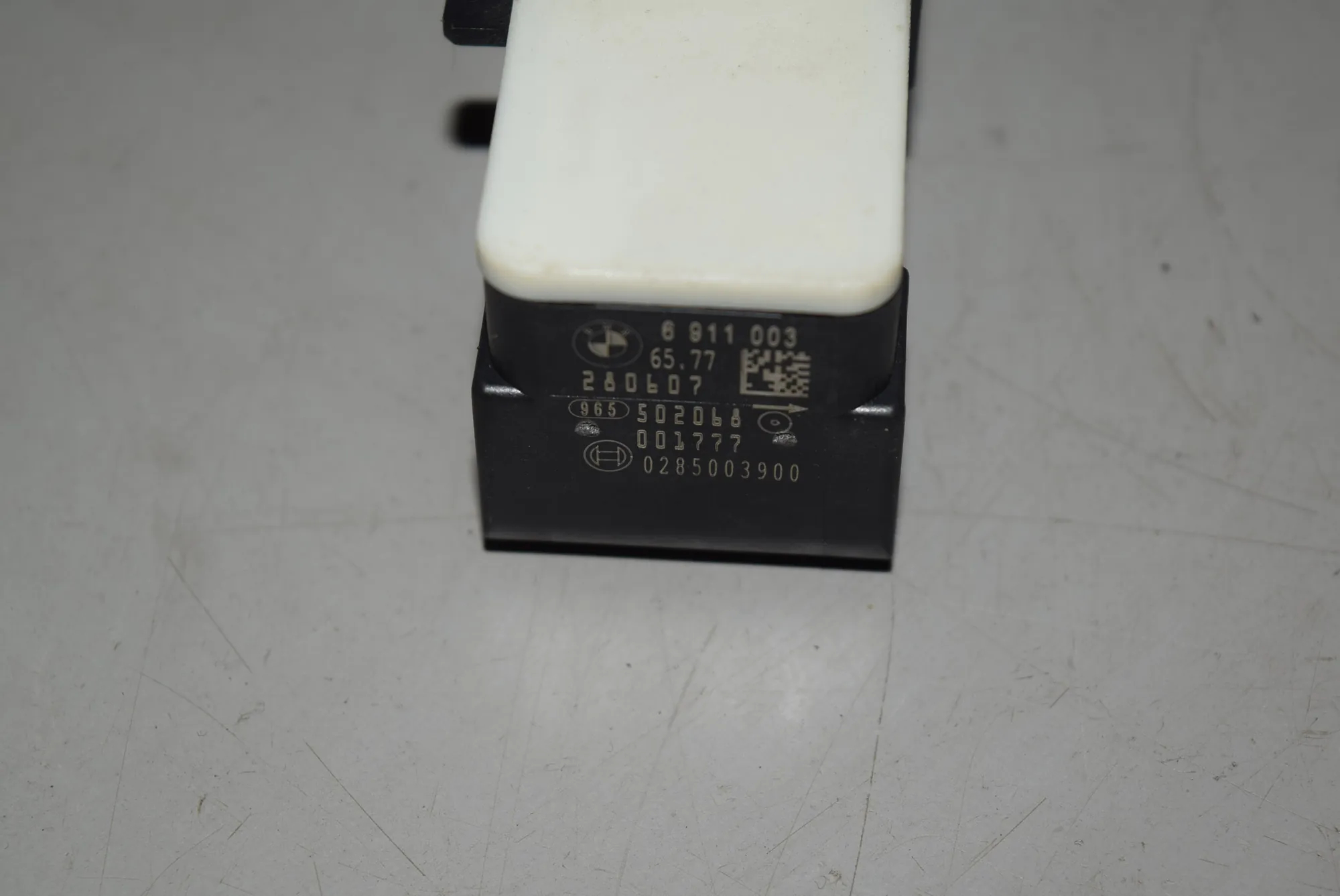 Acceleration Sensor – OEM 6911003 · BMW 1 (E87) BMW 1 (E87) 118 d 2007 – 3