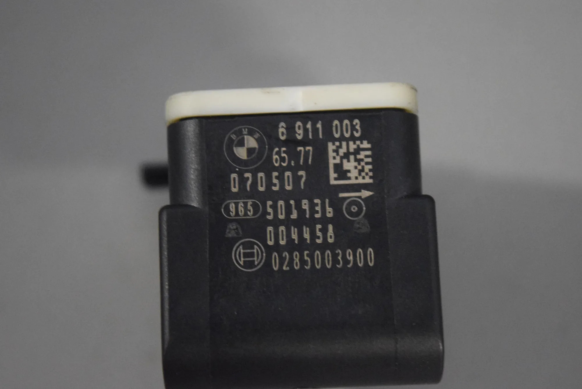 Acceleration Sensor – OEM 6911003 · BMW 1 (E87) BMW 1 (E87) 120 d 2007 – 3