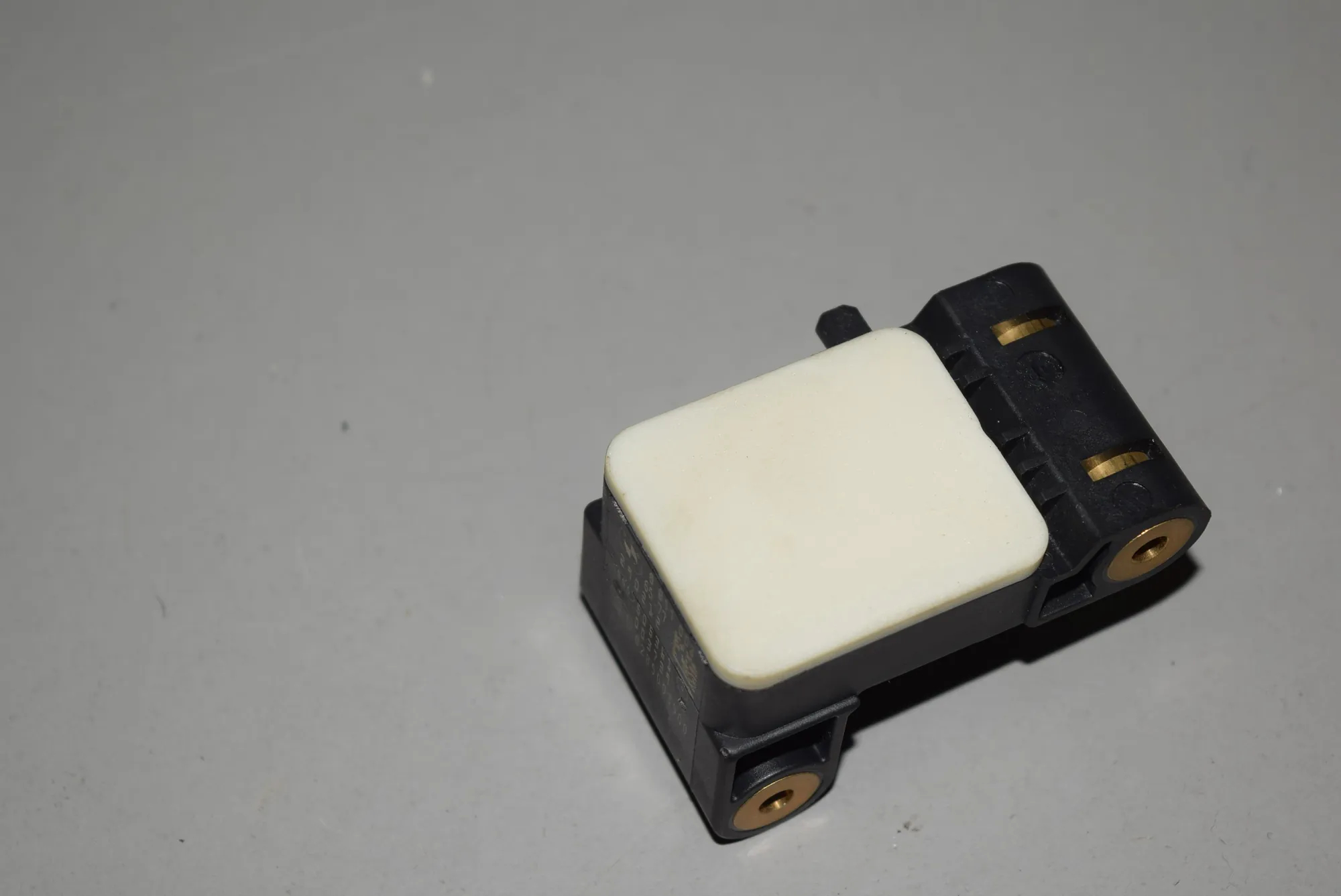 Acceleration Sensor – OEM 6911003 · BMW 3 Touring (E91) BMW 3 Touring (E91) 320 d 2010 – 2