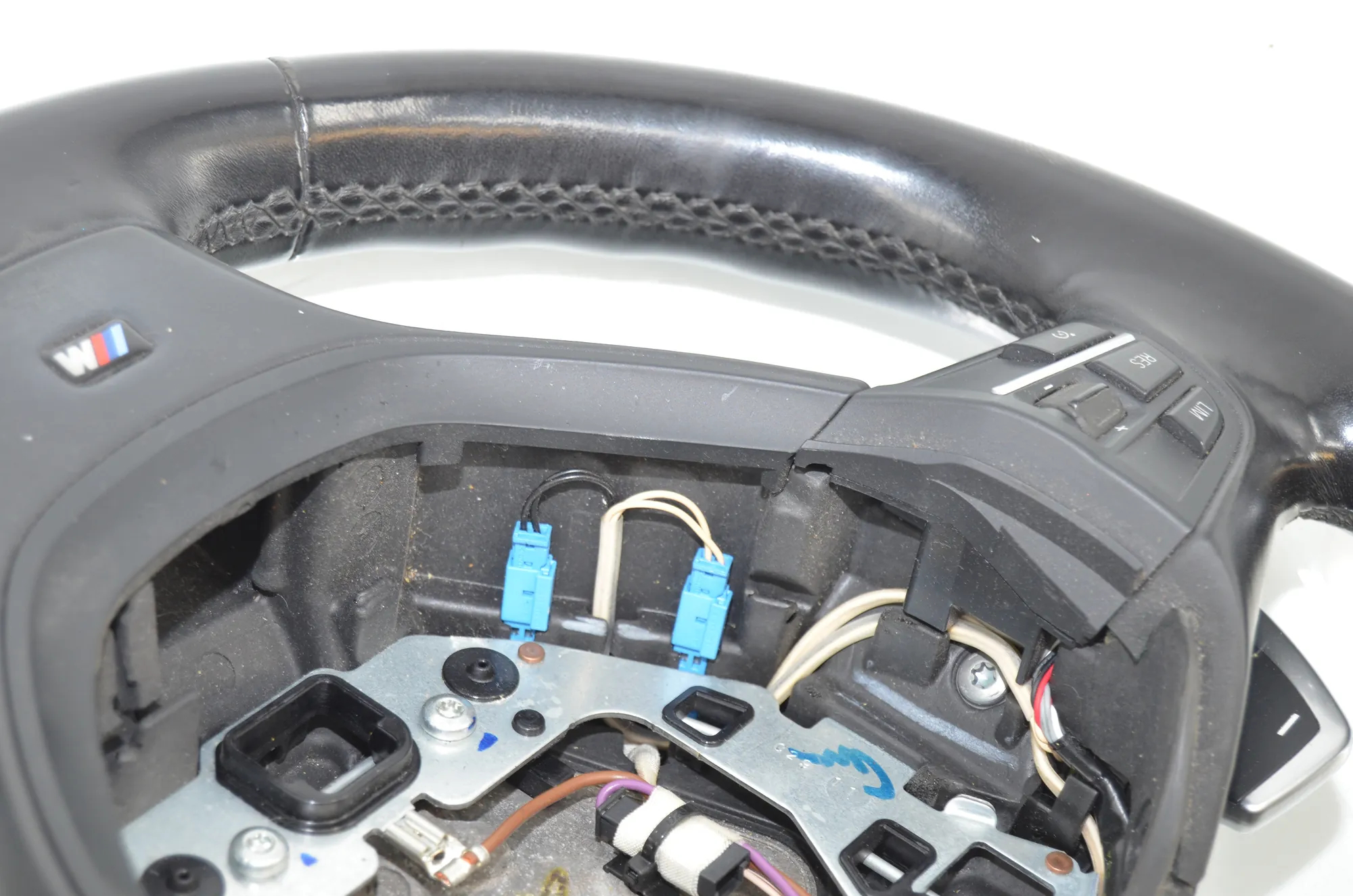 Steering Wheel – OEM 7844103 · BMW 5 Touring (F11) 530 d xDrive 2012 – 6