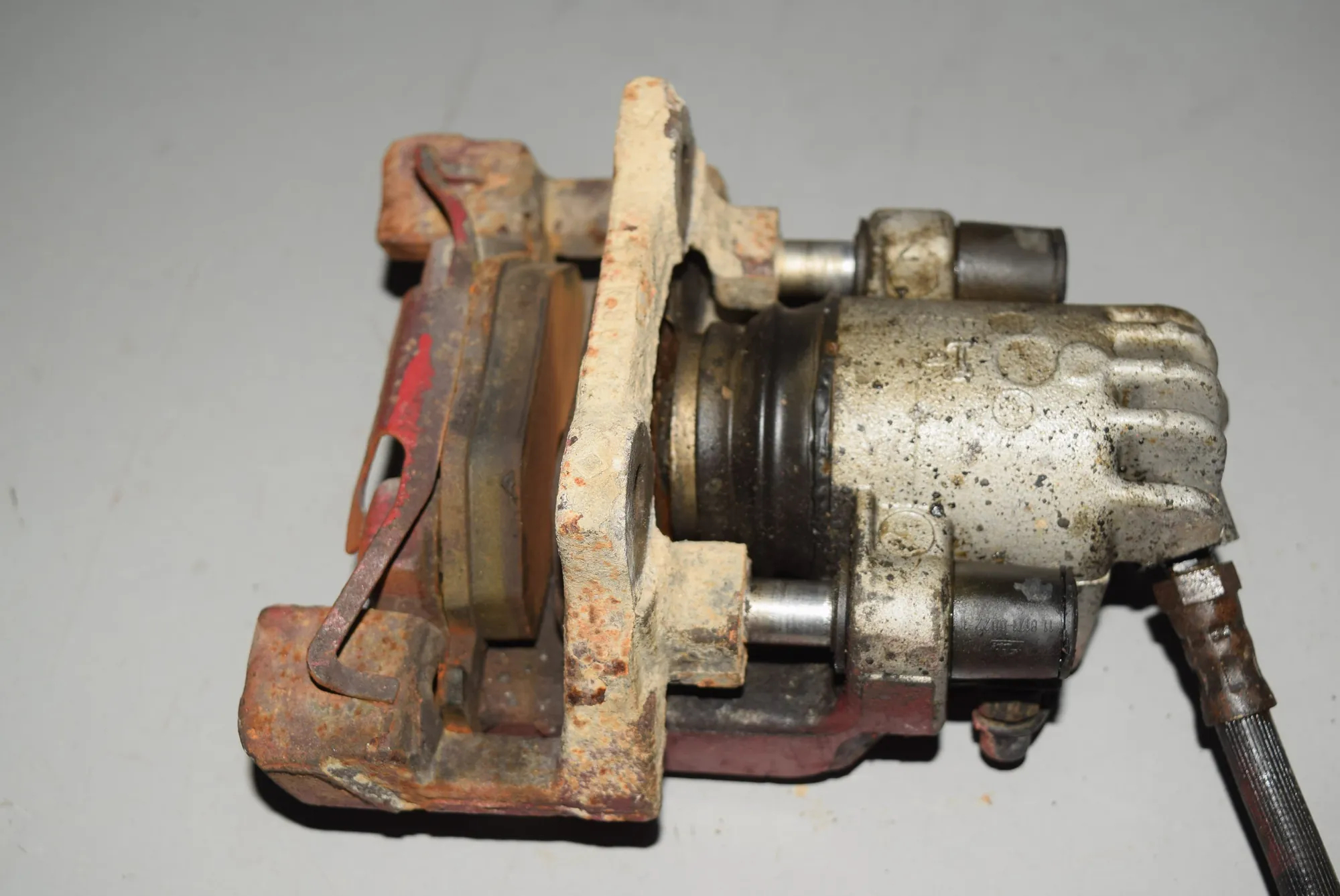 Rear Left Brake Caliper · BMW 5 Touring (E39) 530 d 1999