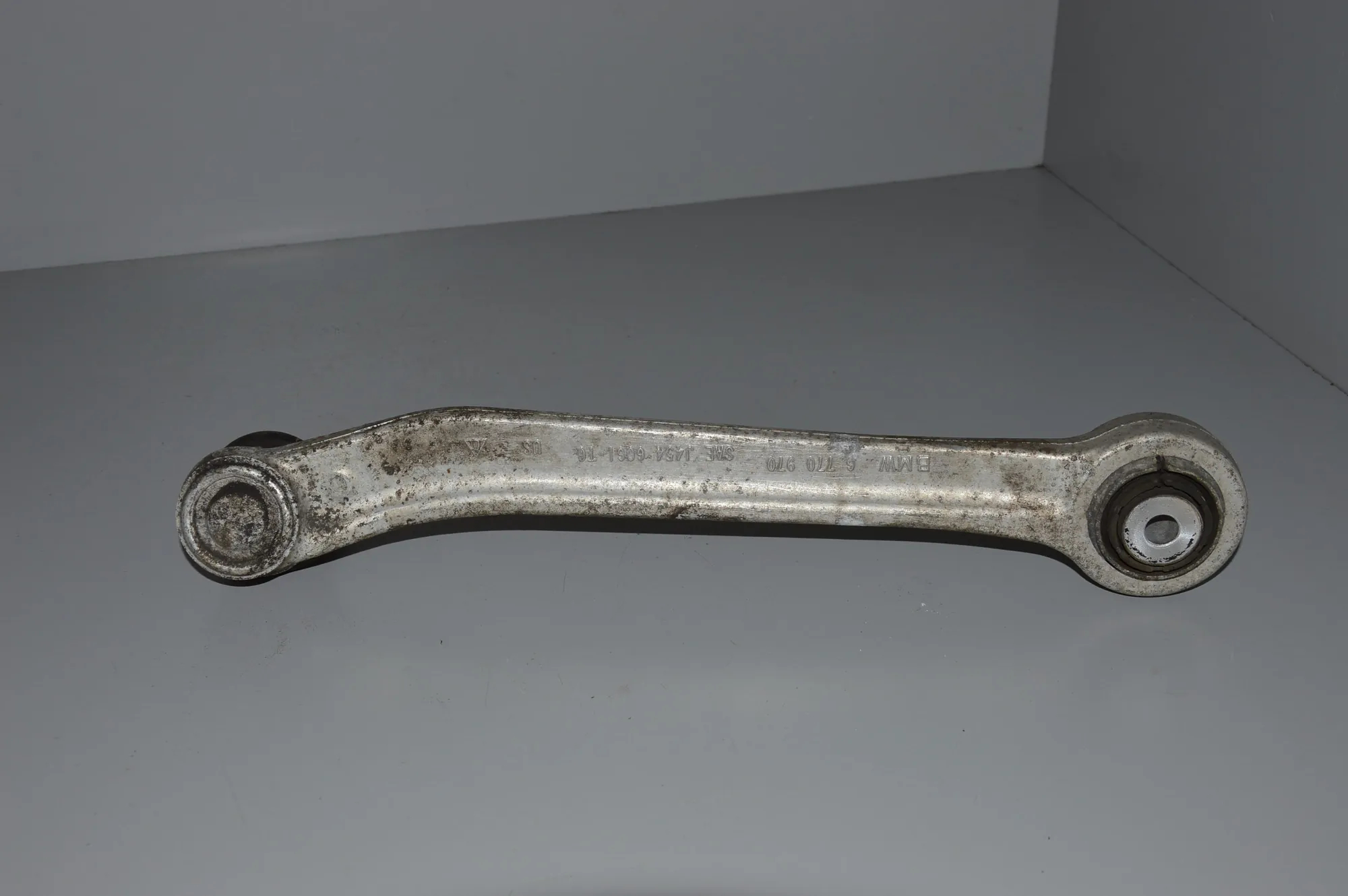 Rear Right Control Arm – OEM 333267960026770970 · BMW X5 (E70) BMW X5 (E70) 2010 – 2