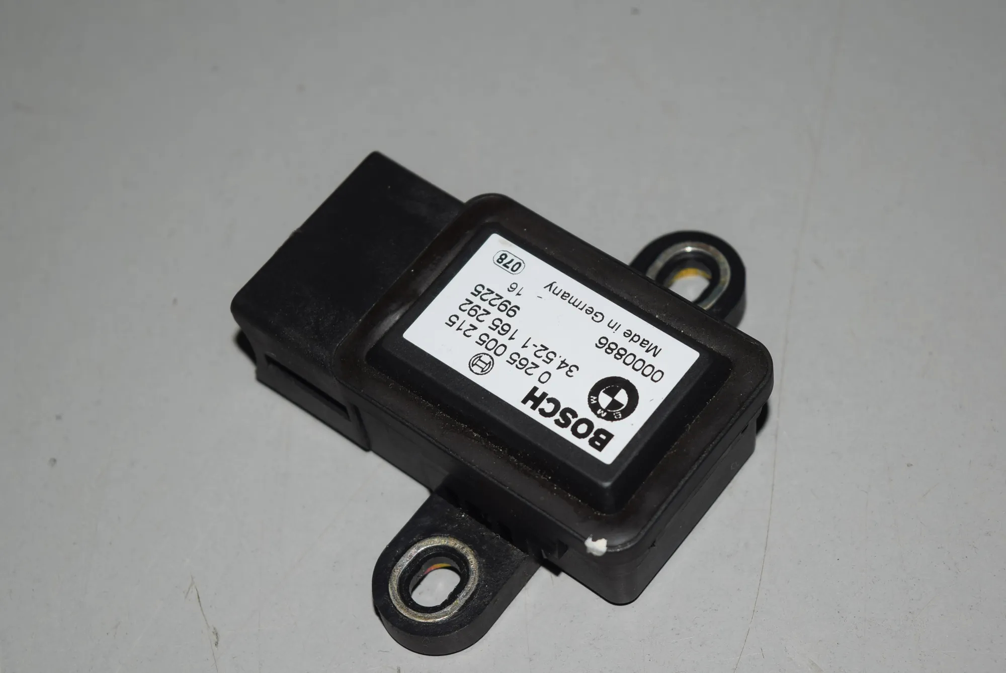 Acceleration Sensor – OEM 1165292 · BMW X5 (E53) BMW X5 (E53) 4.4 i 2000