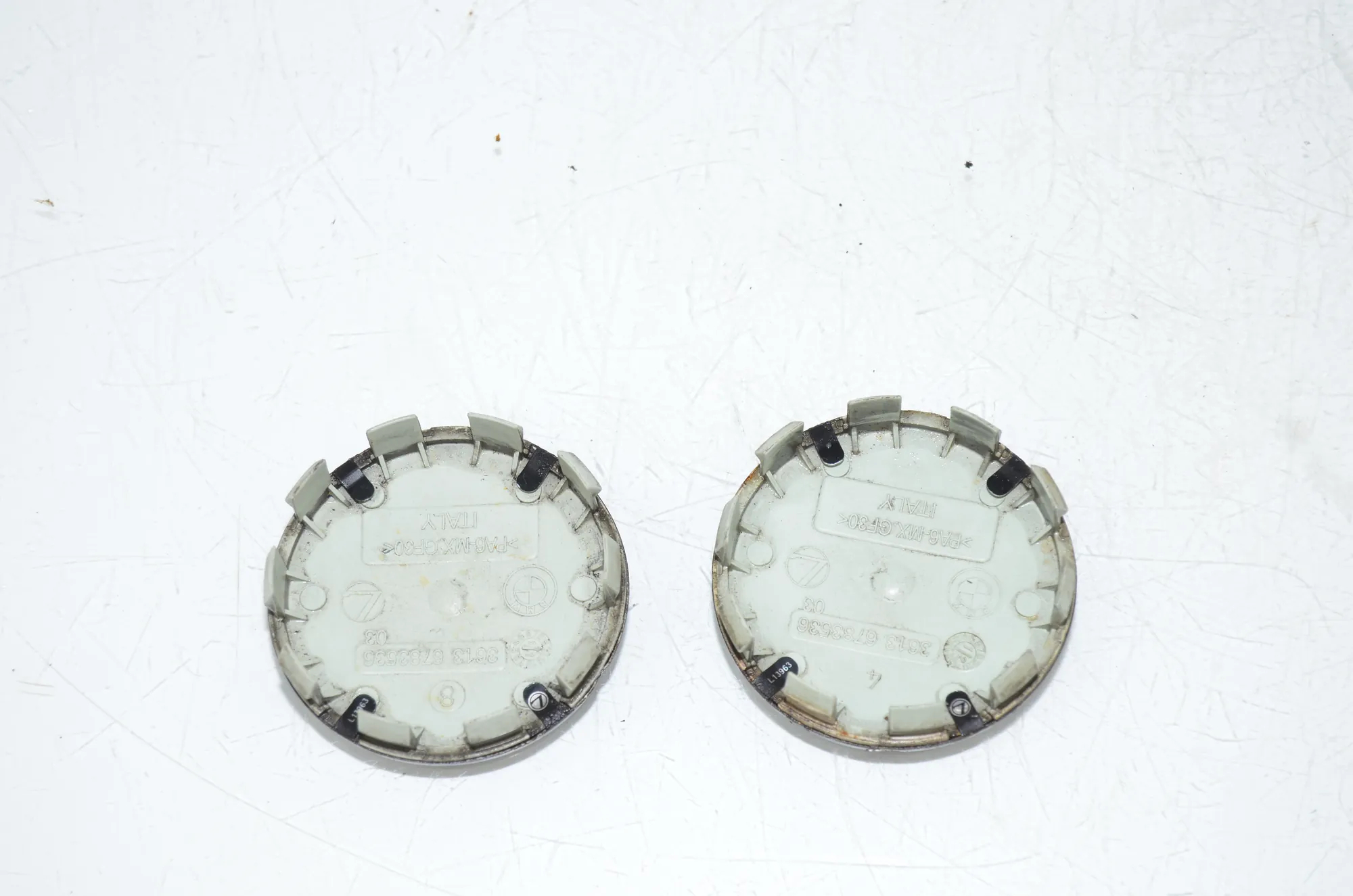 Wheel Covers – OEM 6783536 · BMW 5 Touring (F11) 530 d xDrive 2012 – 3