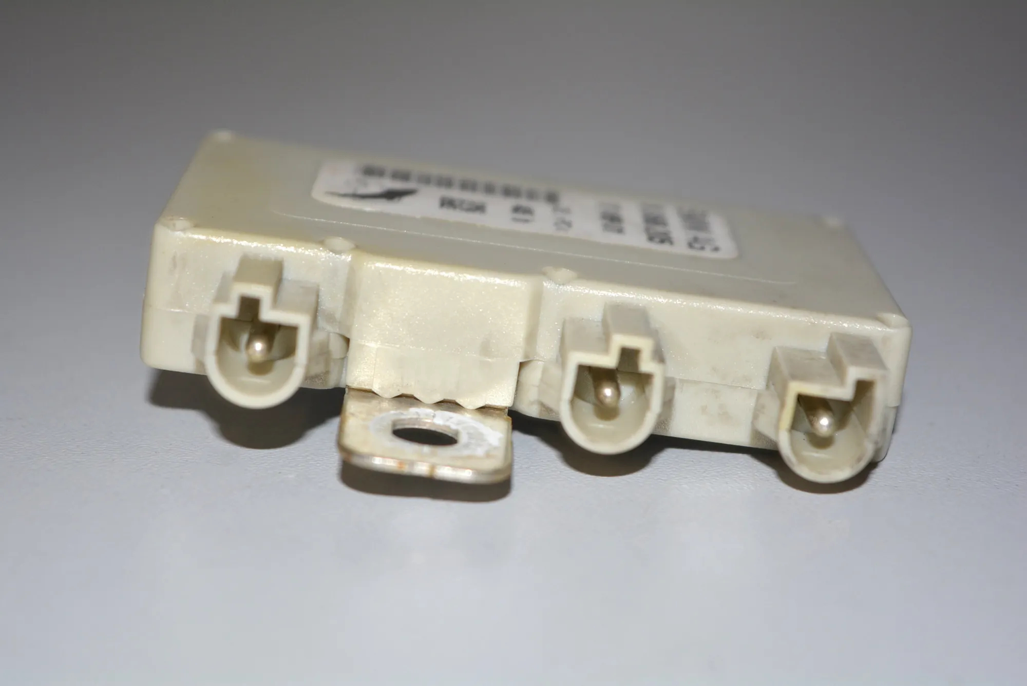 Antenna Amplifier – OEM 8368205 · BMW 7 (E65, E66, E67) BMW 7 (E65, E66, E67) 730 Ld 2005