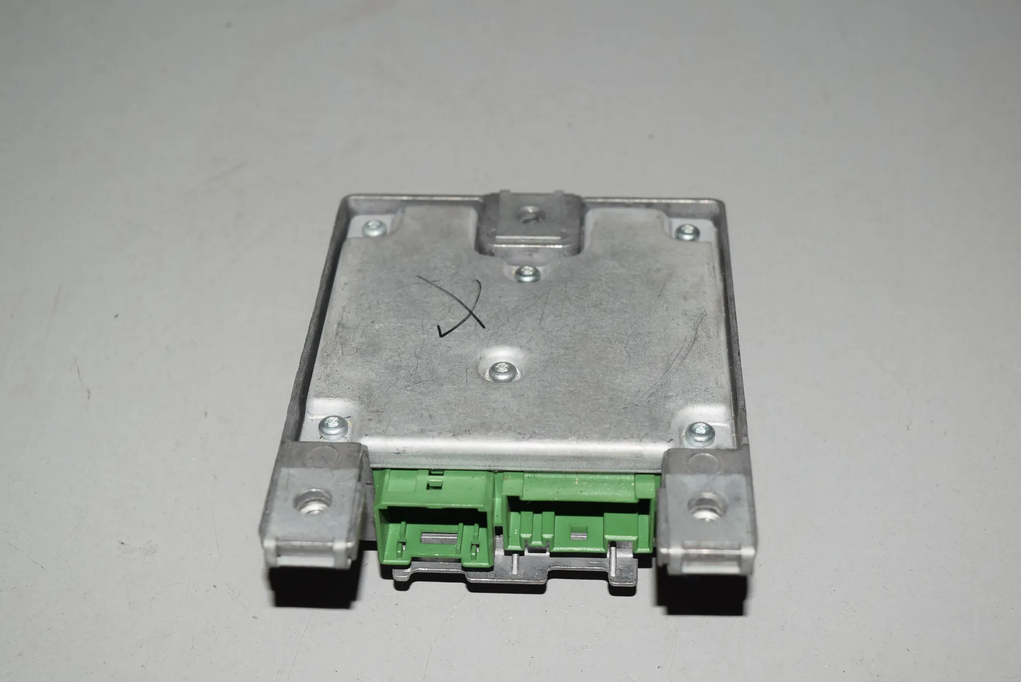SRS Control Unit – OEM 6945156 · BMW 5 (E60) BMW 5 (E60) 2004 – 3
