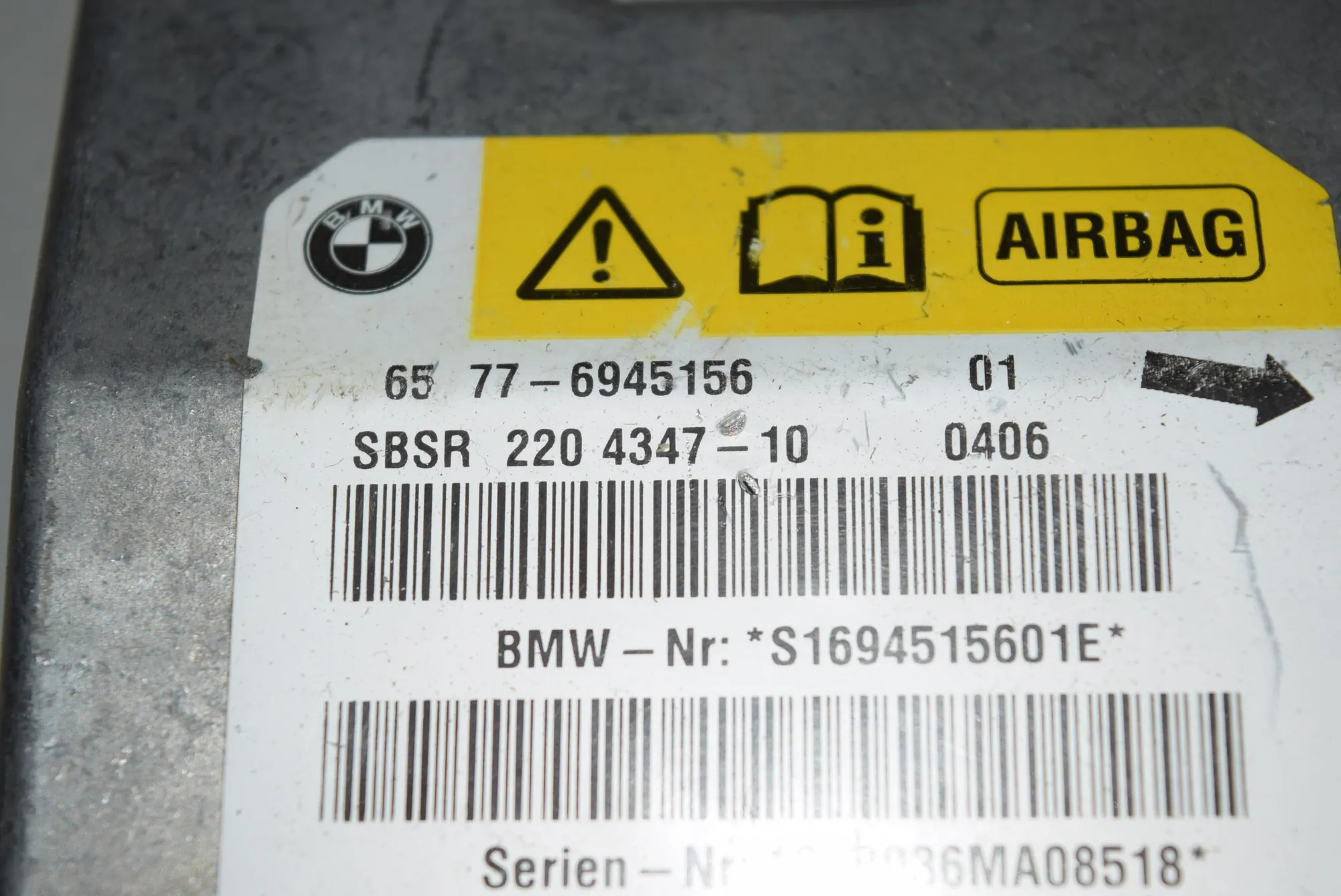 SRS Control Unit – OEM 6945156 · BMW 5 (E60) BMW 5 (E60) 2004 – 4